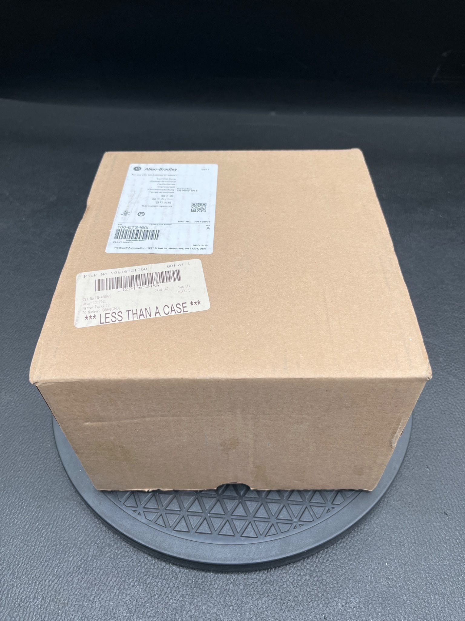ALLEN-BRADLEY 100-ETS460L Terminal Cover Series A NEW 0