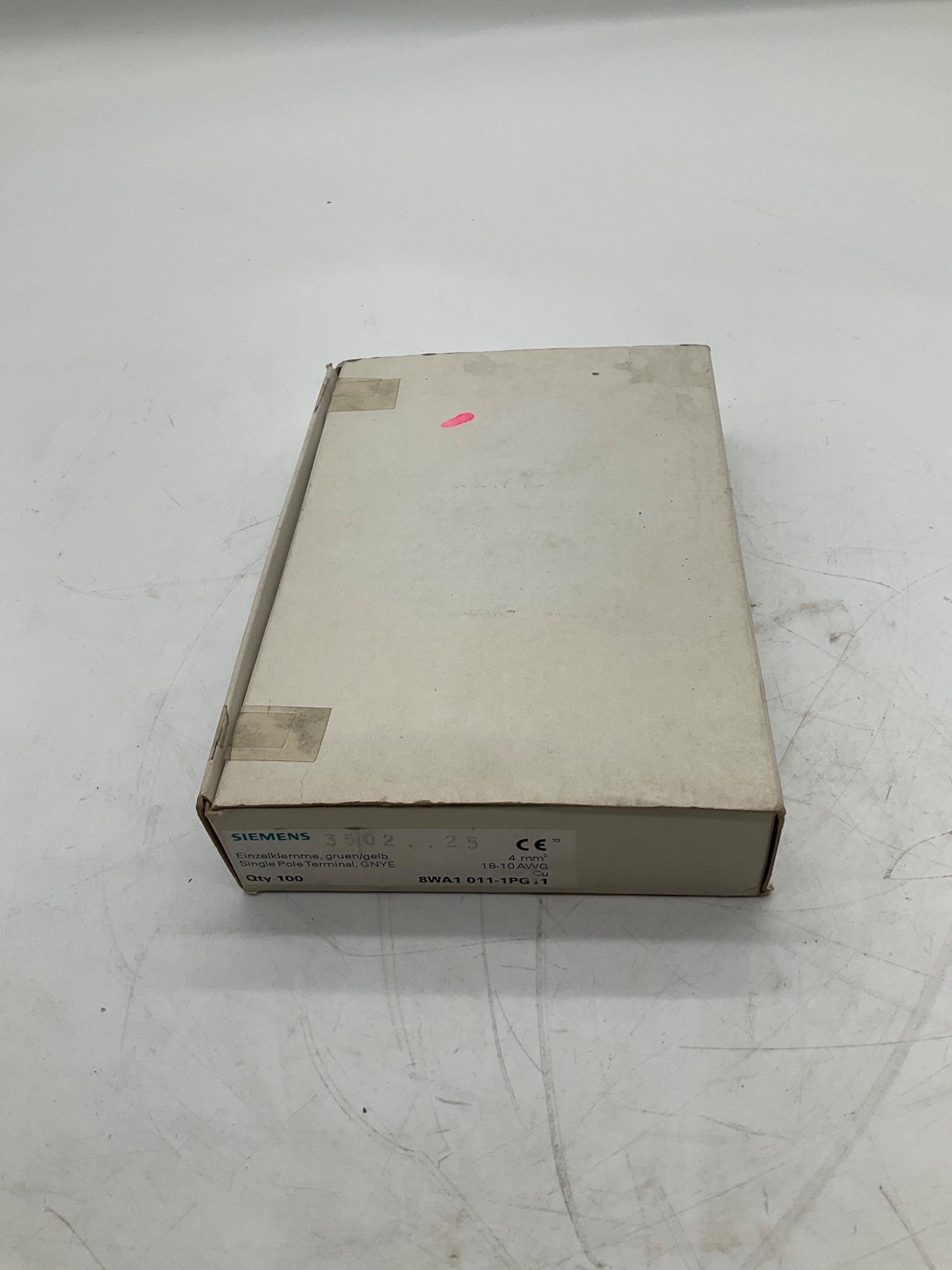 SIEMENS 8WA1 011-1PG.1 Ground Terminal Block 4mm² (Lot Of 100) NEW 1