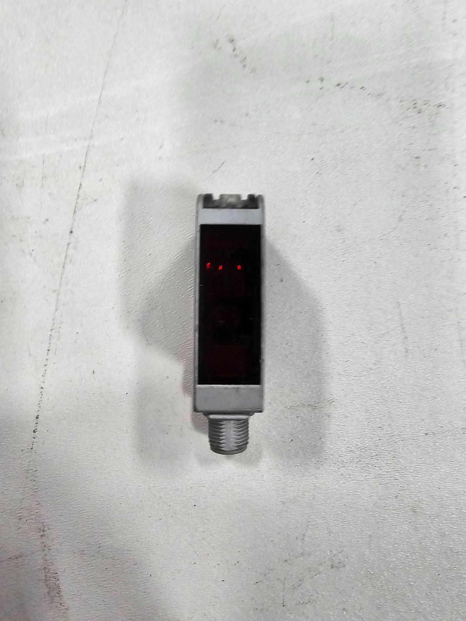 Balluff BOS0032 BOS 21M-PA-LD10-S4 Laser Photoelectric Sensor 600mm USED 3