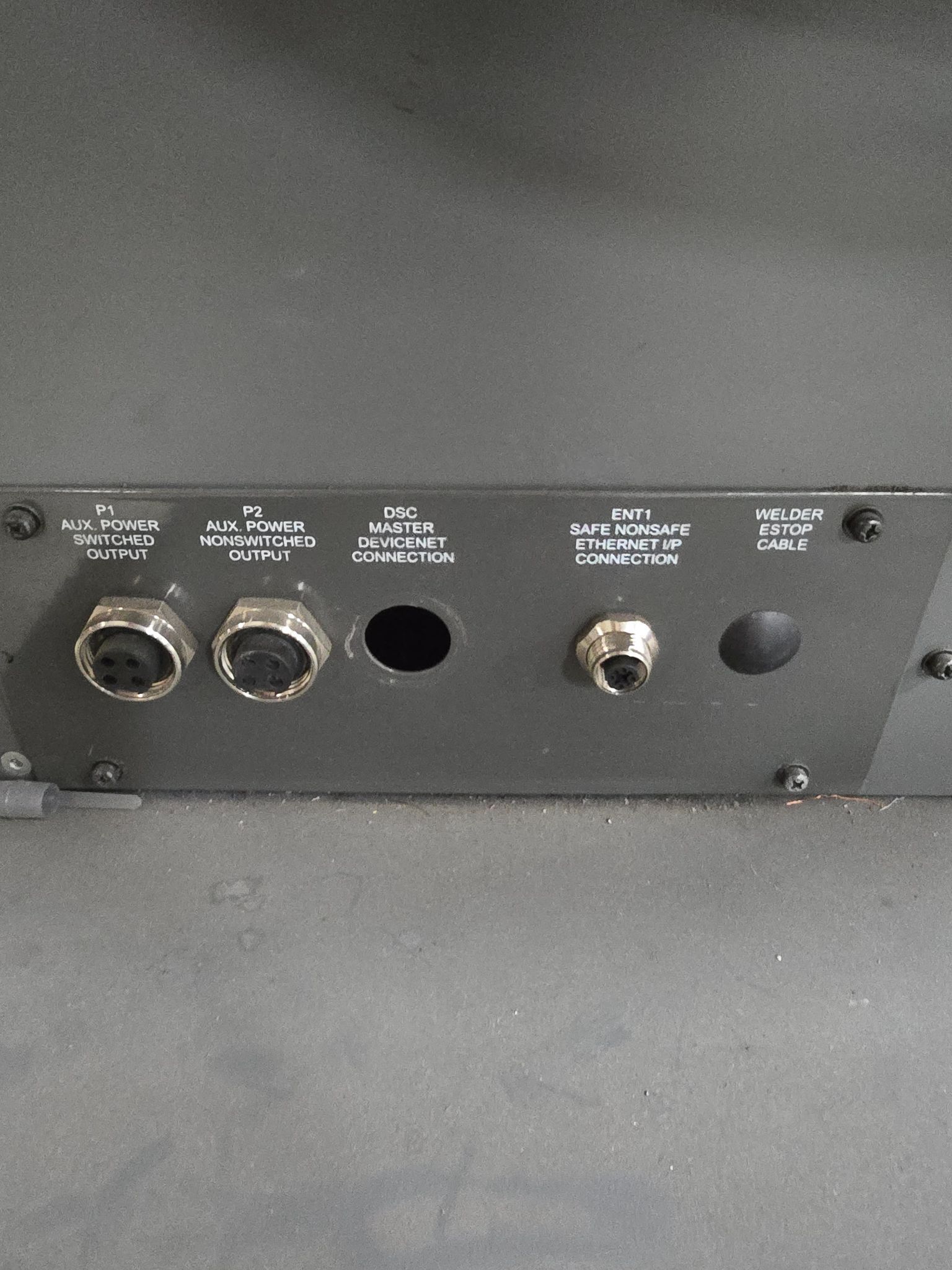 FANUC R-2000IC/210F ROBOT AND R30IB CONTROLLER - MISSING TEACH PENDANT - USED 7