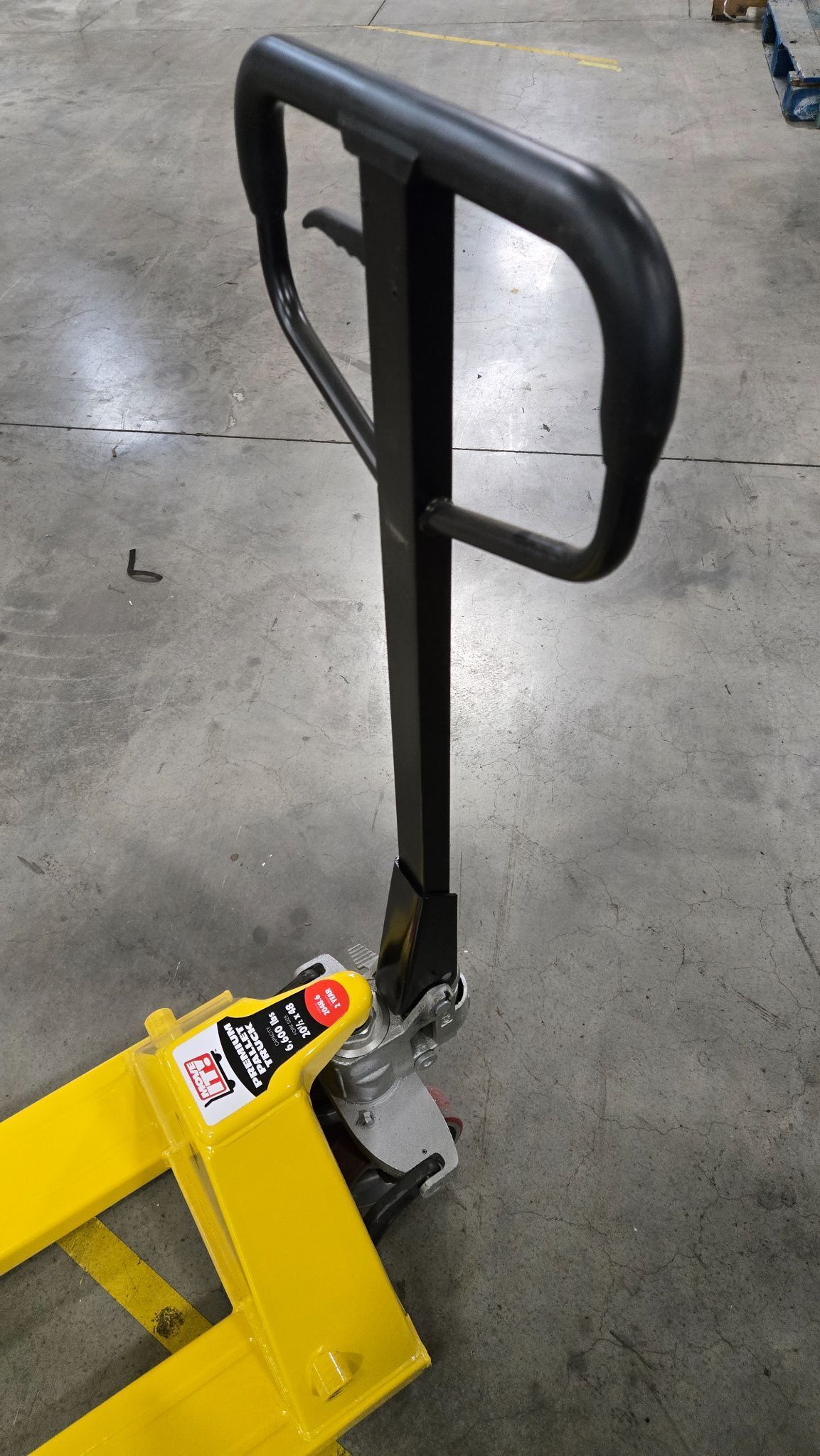 MOVE IT 2048.6 6600LBS CAPACITY FORK SIZE: 20 1/2 X 48 PALLET JACK NEW 2