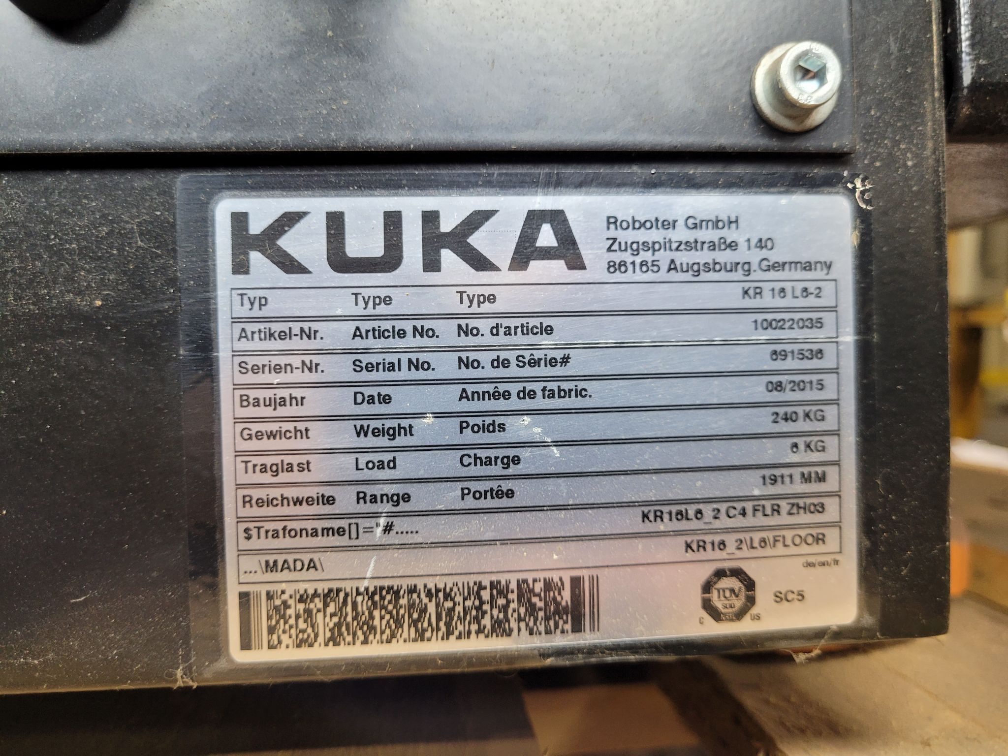 KUKA KR16 L6-2 Robot Complete w/ KR C4 NA Controller NEW (Missing Pendant) 4