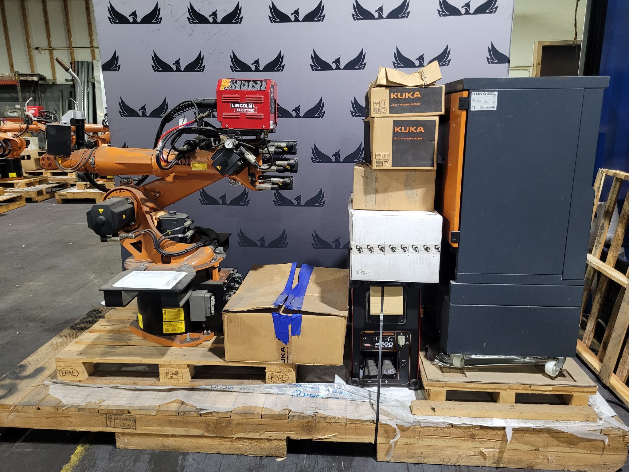 KUKA KR16 L6-2 w/ KR C4 Controls Lincoln R550 Weld Package & TT3A Reamer NEW 0