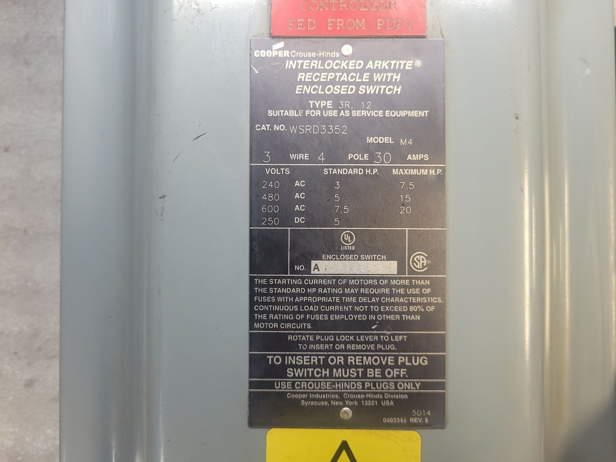 COOPER CROUSE-HINDS WSRD3352 30A 600V 3W4P Disconnect Switch USED 2