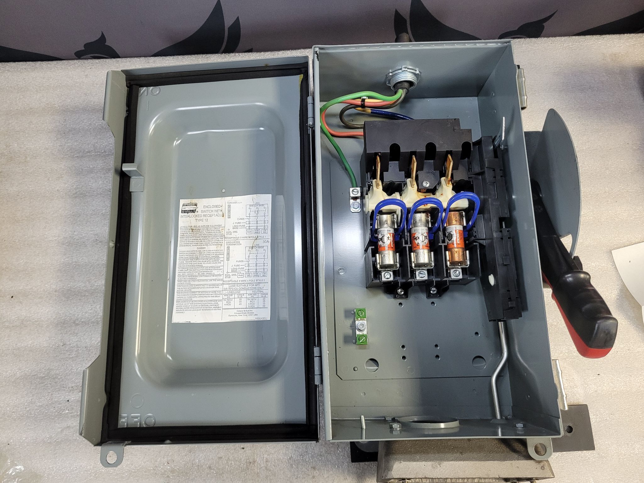 COOPER CROUSE-HINDS WSRD3352 30A 600V 3W4P Disconnect Switch USED 2