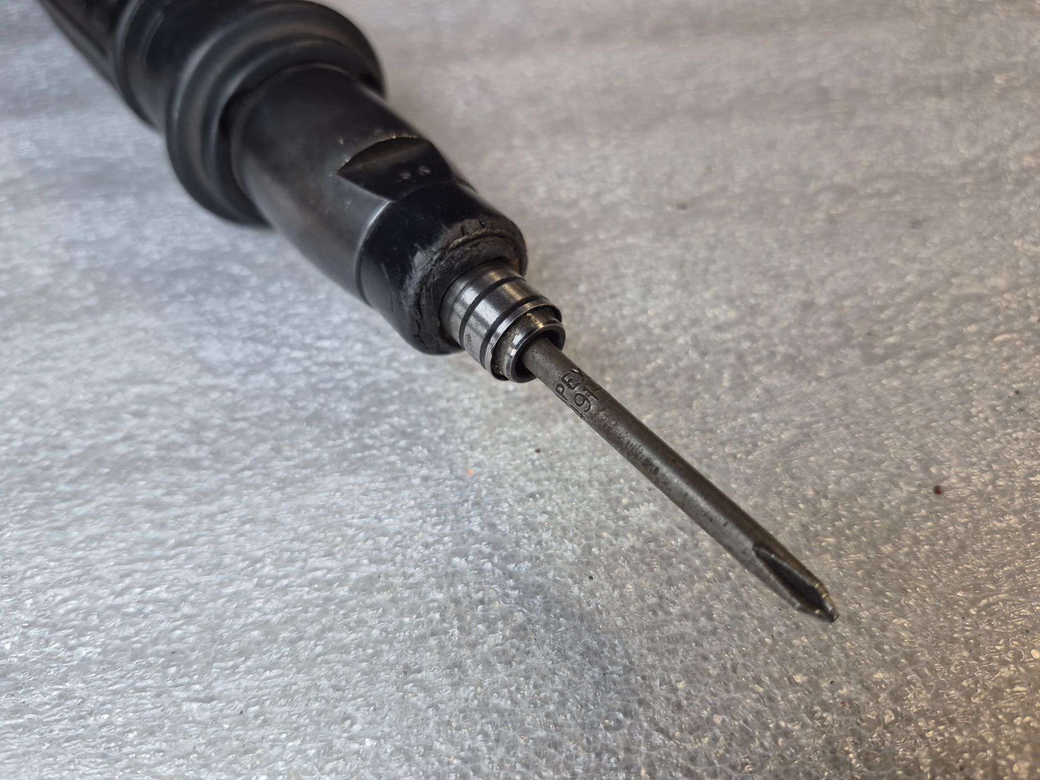 DESOUTTER SC021-A-S4Q Pneumatic Screwdriver 1600 RPM USED 2