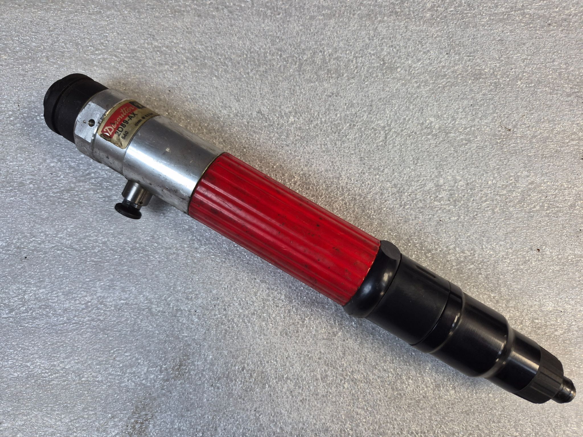 DESOUTTER 2D89‑AX Pneumatic Screwdriver 540 RPM USED 0