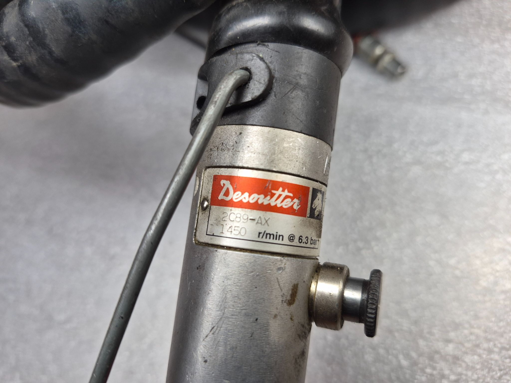 DESOUTTER 2C89‑AX Pneumatic Screwdriver 1450 RPM USED 3