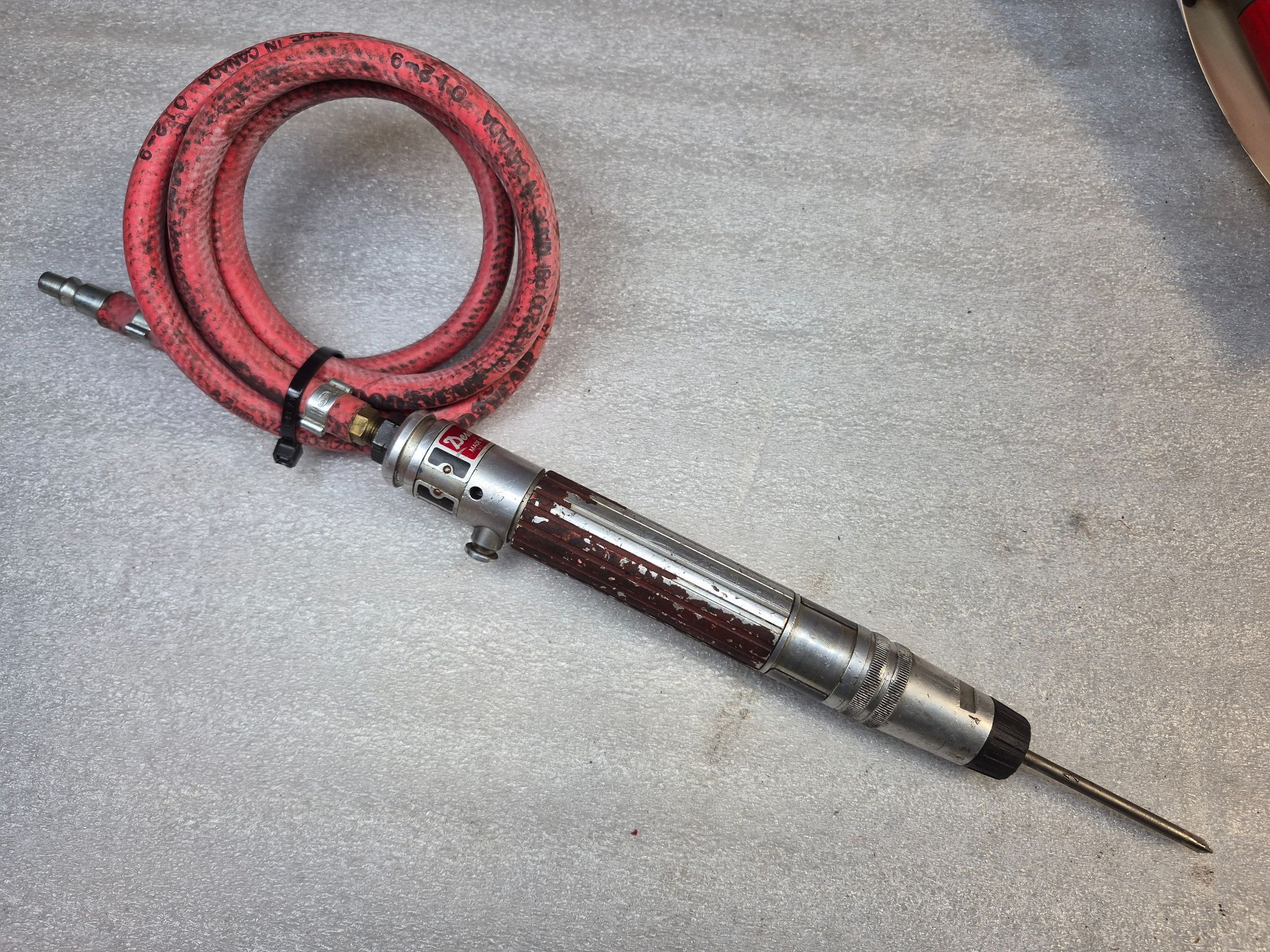 DESOUTTER 2B88‑A Pneumatic Screwdriver 1200 RPM USED 1