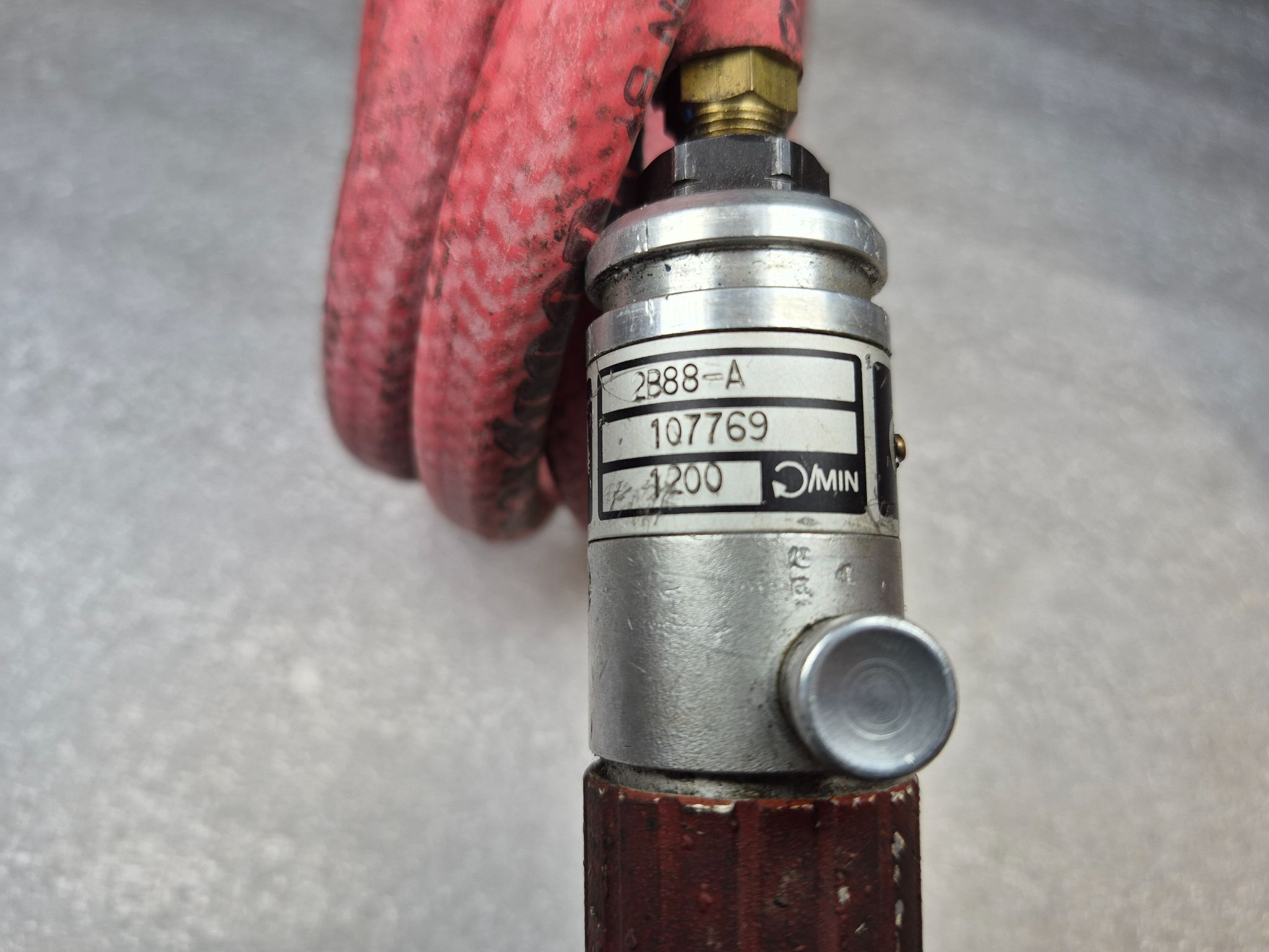DESOUTTER 2B88‑A Pneumatic Screwdriver 1200 RPM USED 4