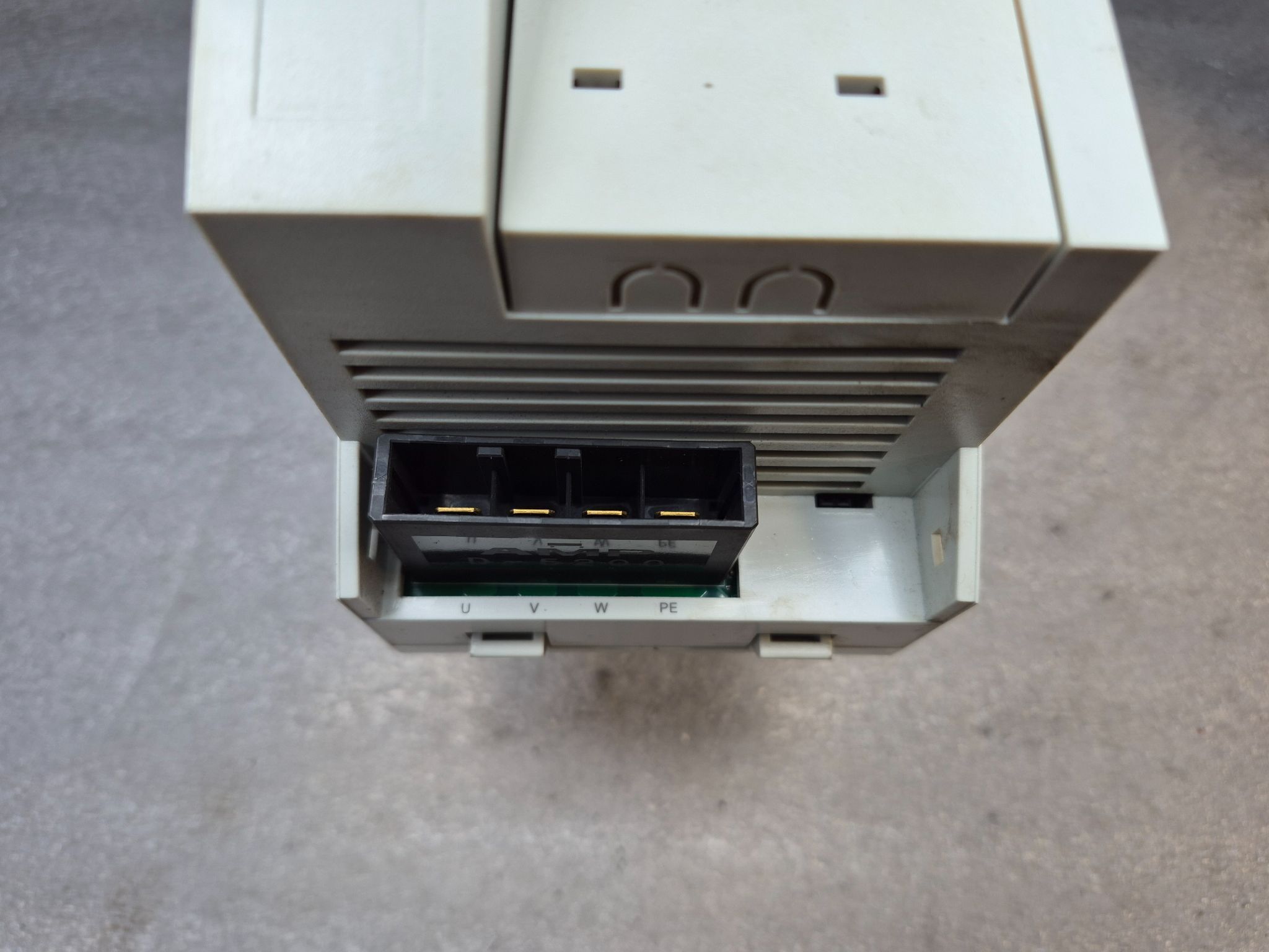 KUKA KSD1‑32 E93DA113I4B531 Servo Drive Controller USED 3