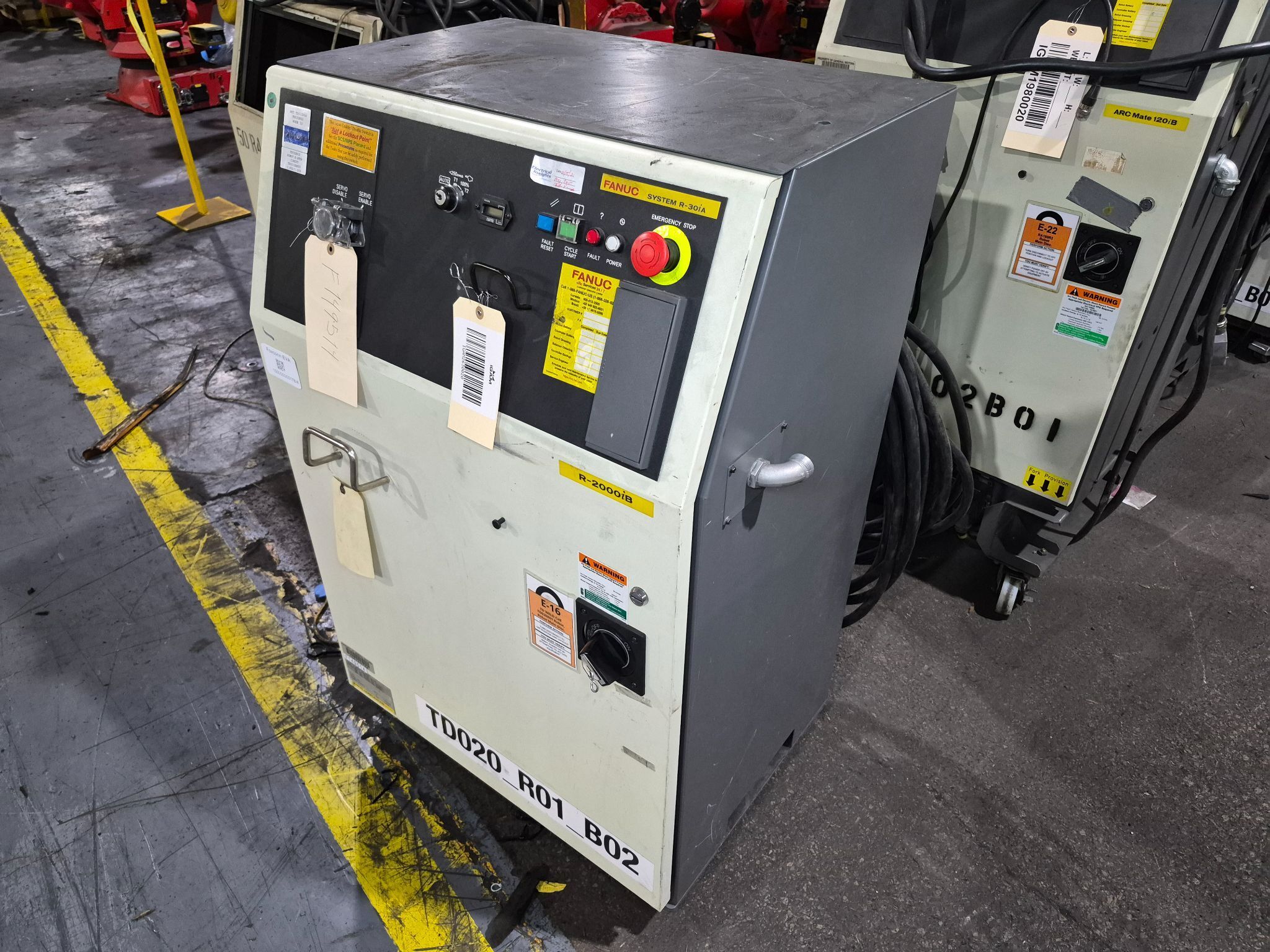 FANUC R-2000iB/210F with R-30iA Controls USED - Missing Items 12