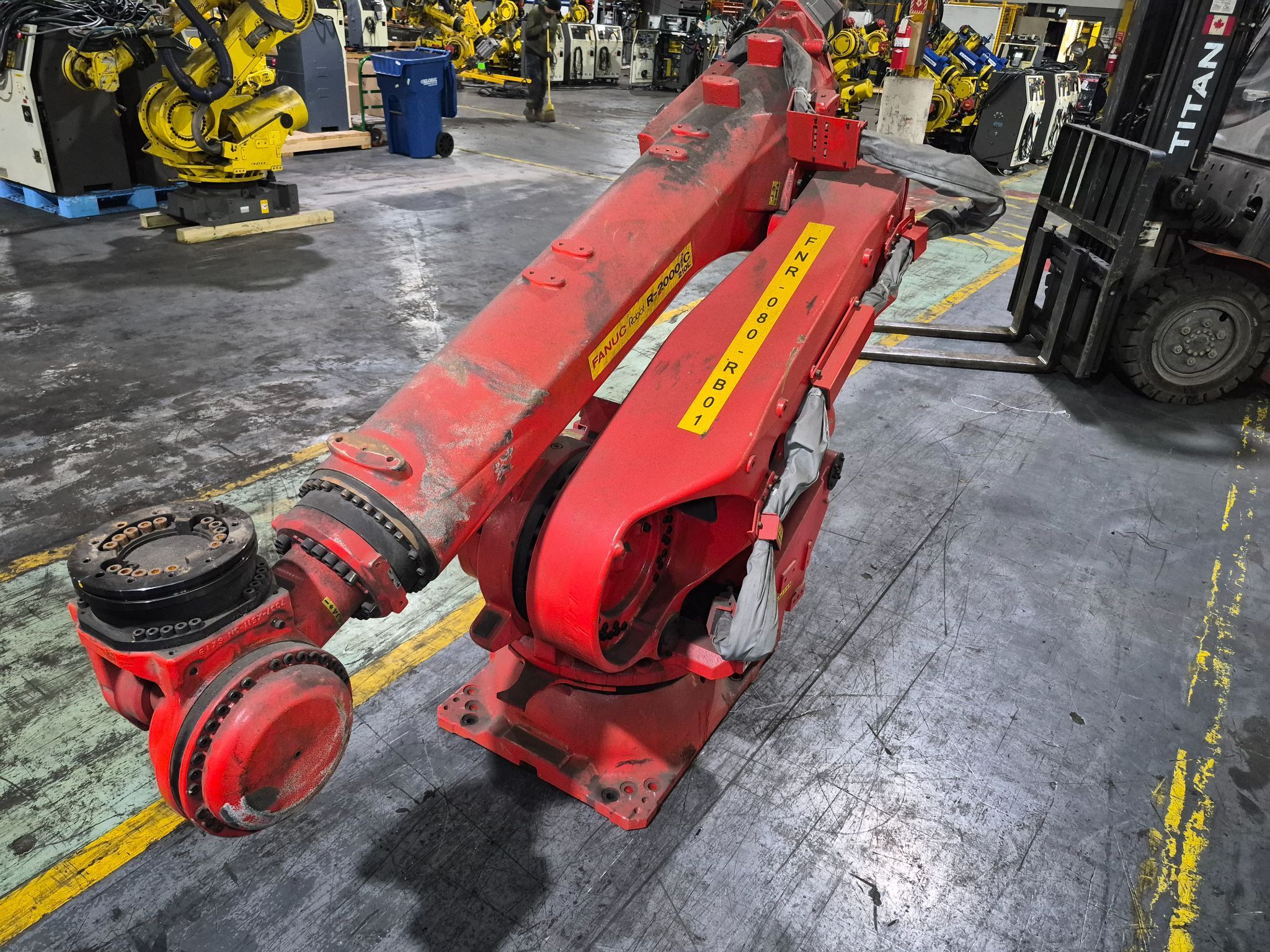 FANUC R-2000IC/210L Long Arm 6-Axis Industrial Robot - ARM ONLY - USED 1