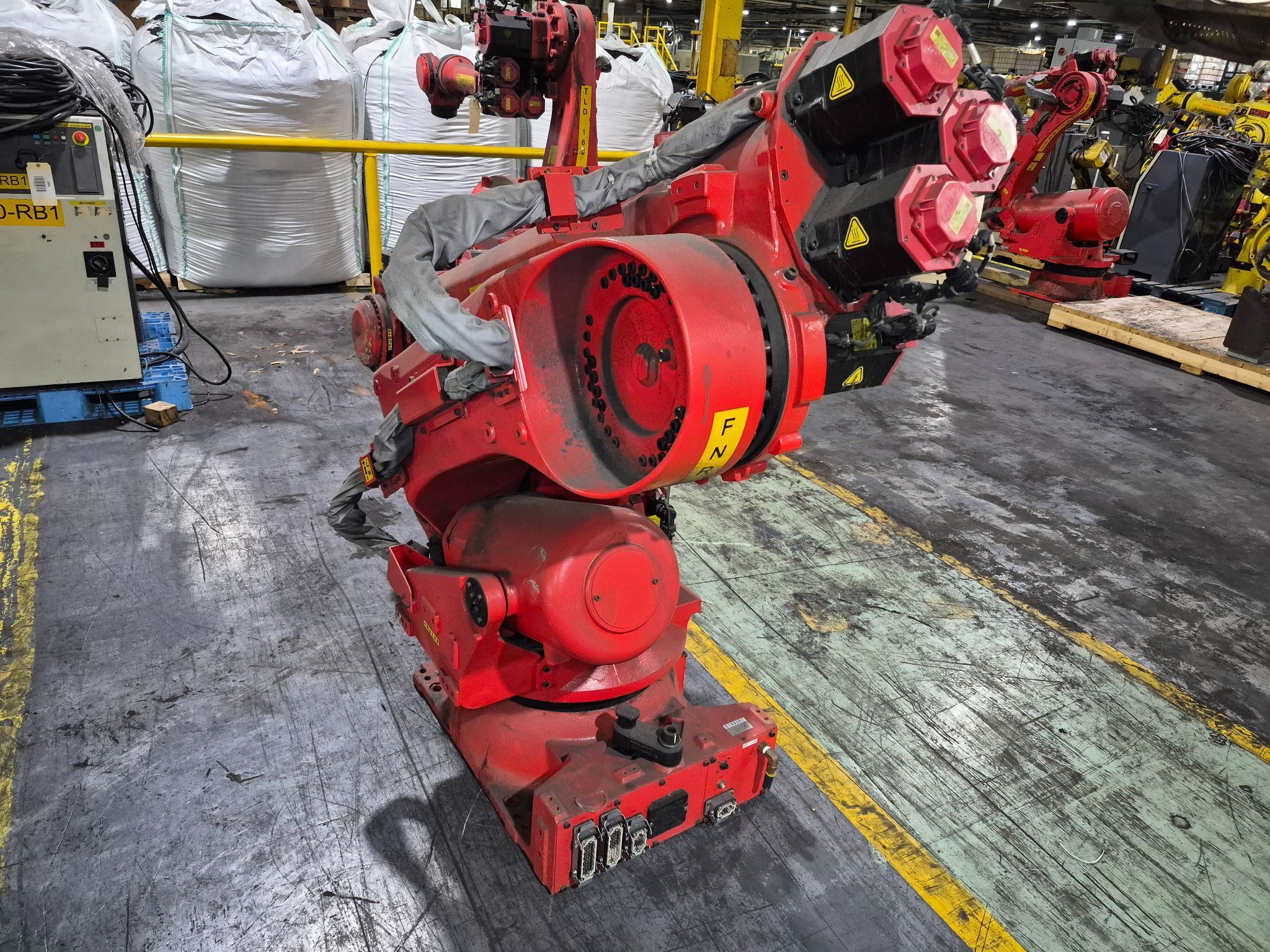 FANUC R-2000IC/210L Long Arm 6-Axis Industrial Robot - ARM ONLY - USED 4