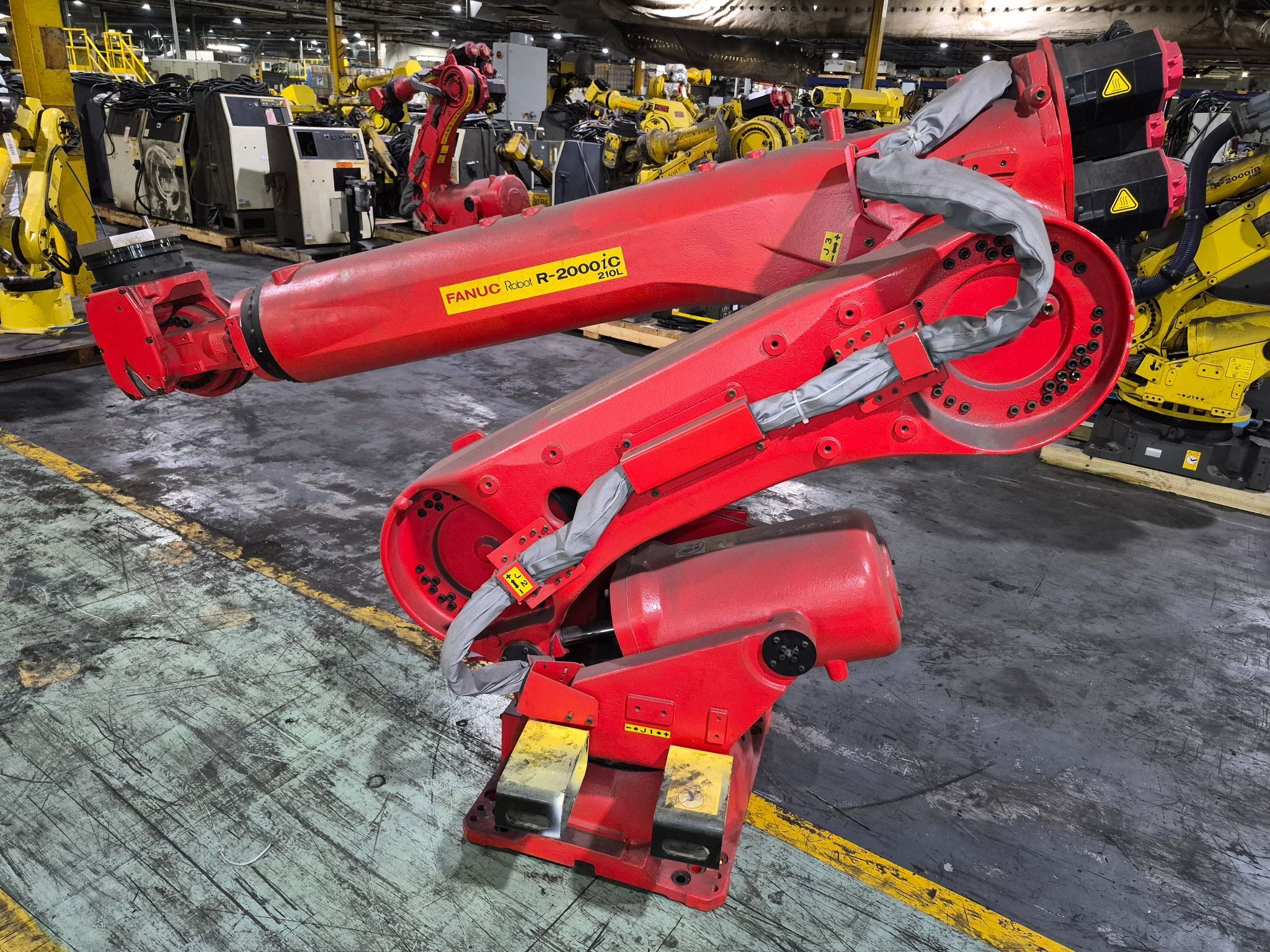 FANUC R-2000IC/210L Long Arm 6-Axis Industrial Robot - ARM ONLY - USED 0