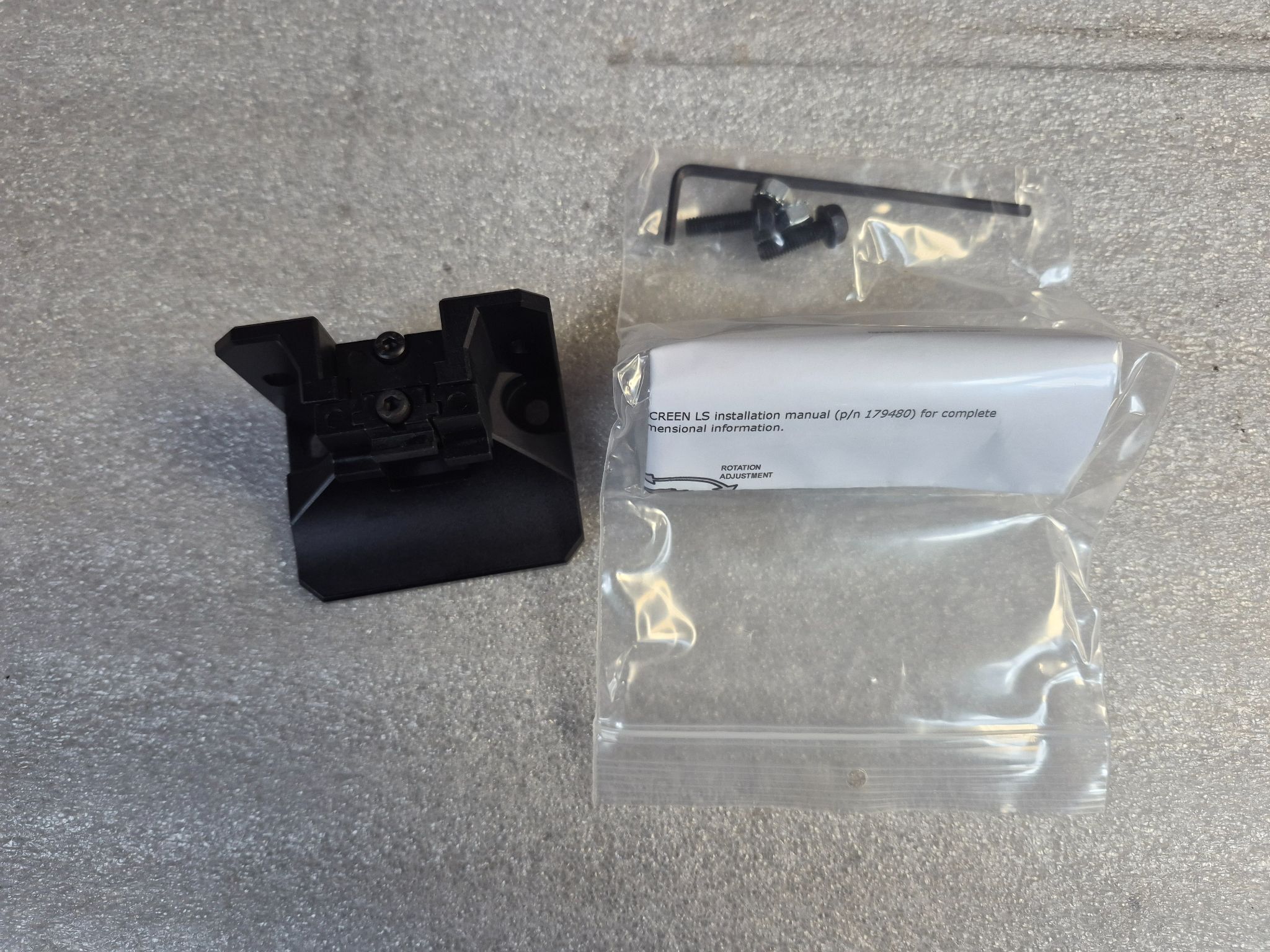 Banner EZLSA-MBK-16 Mounting Bracket Kit NEW 0