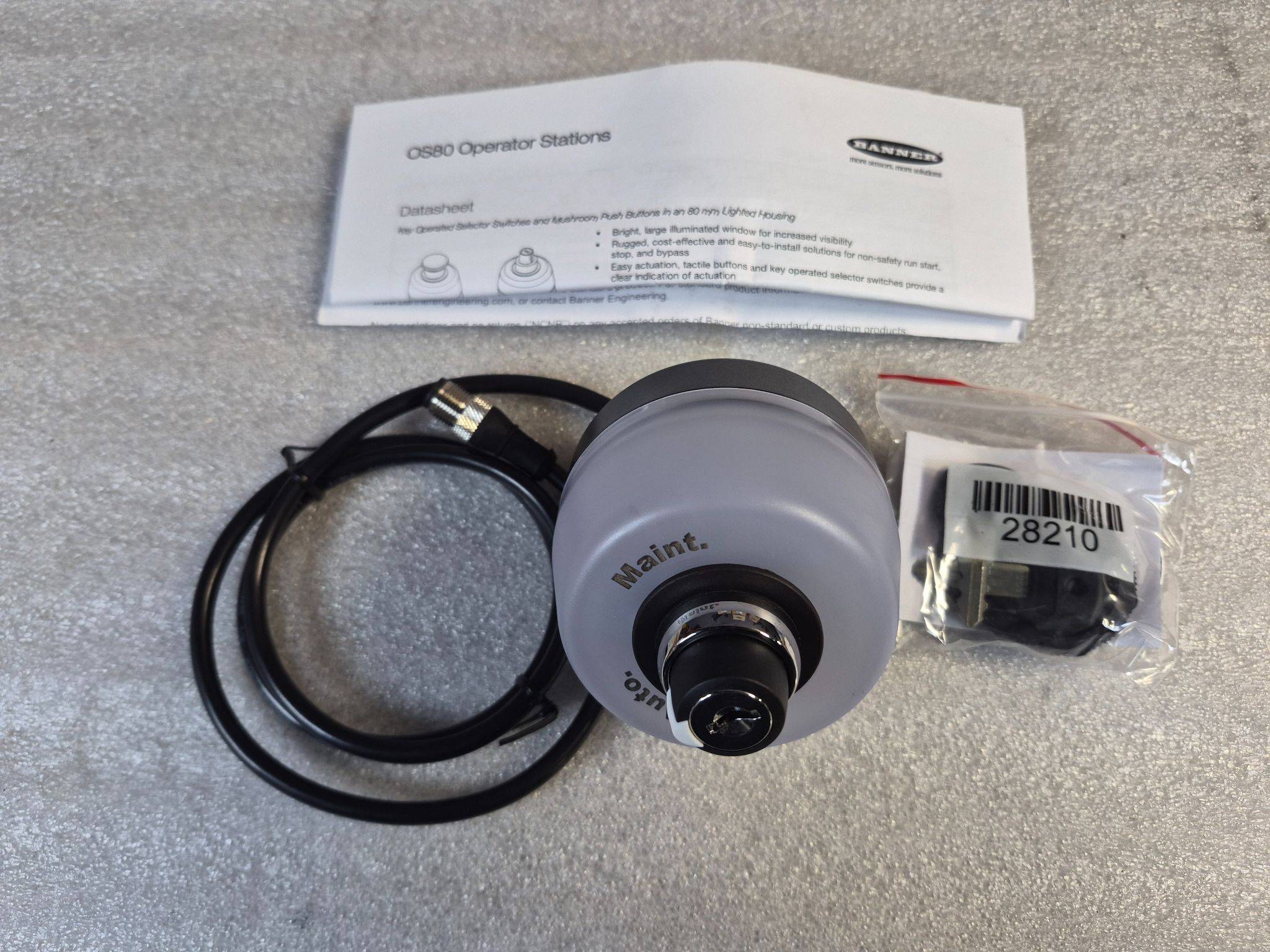 BANNER OS80K2LX3XR1MQP OS80 2-Position Key Switch NEW 1