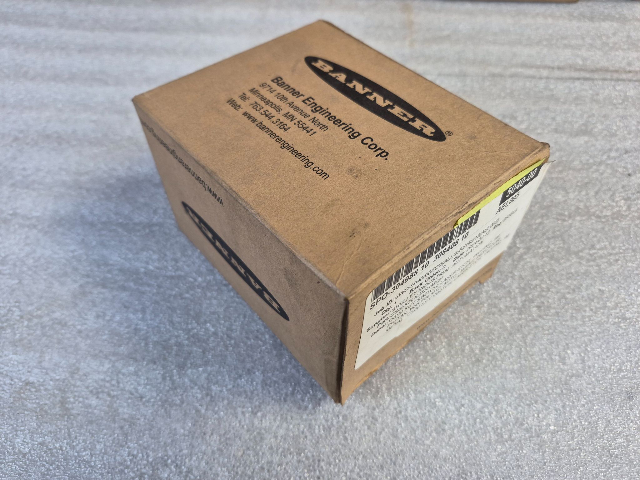 BANNER OS80K2LX3XR1MQP OS80 2-Position Key Switch NEW 0