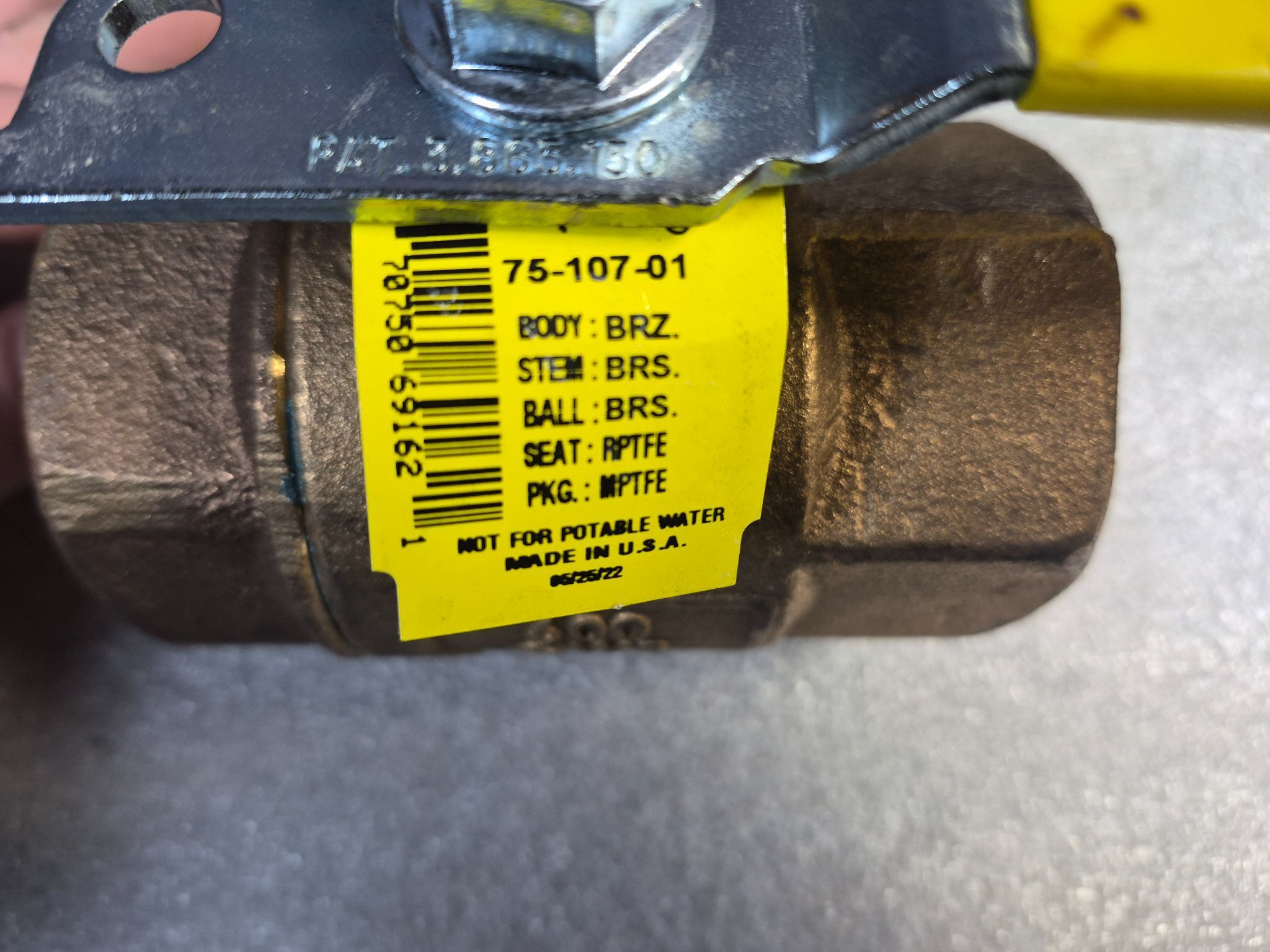 Apollo Valves 75‑107‑01 1-1/2" Brass Ball Valve NPT NEW 2