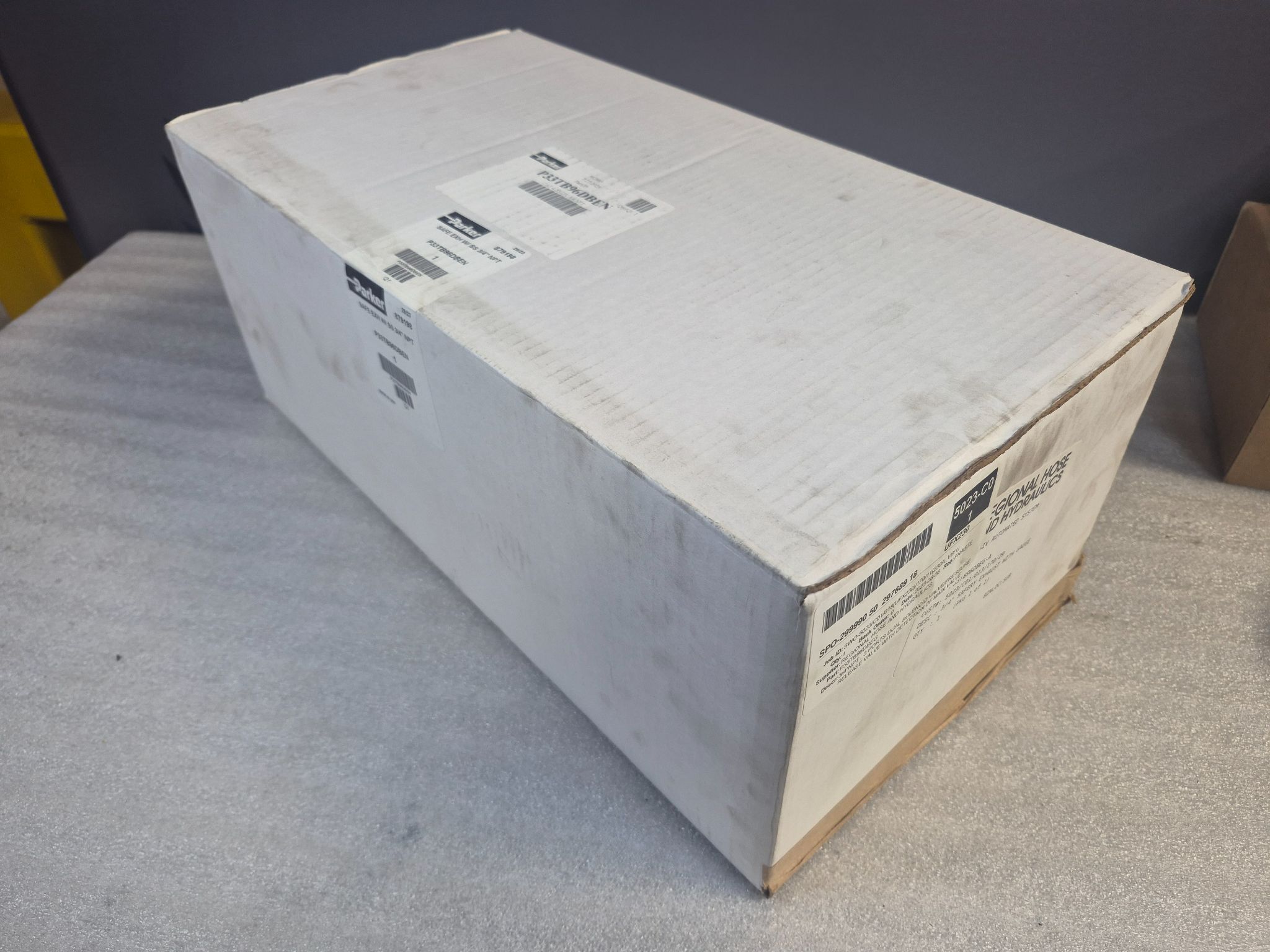 PARKER P33TB96DBEN Safety Exhaust Valve 24VDC 30–150 PSI NEW 0