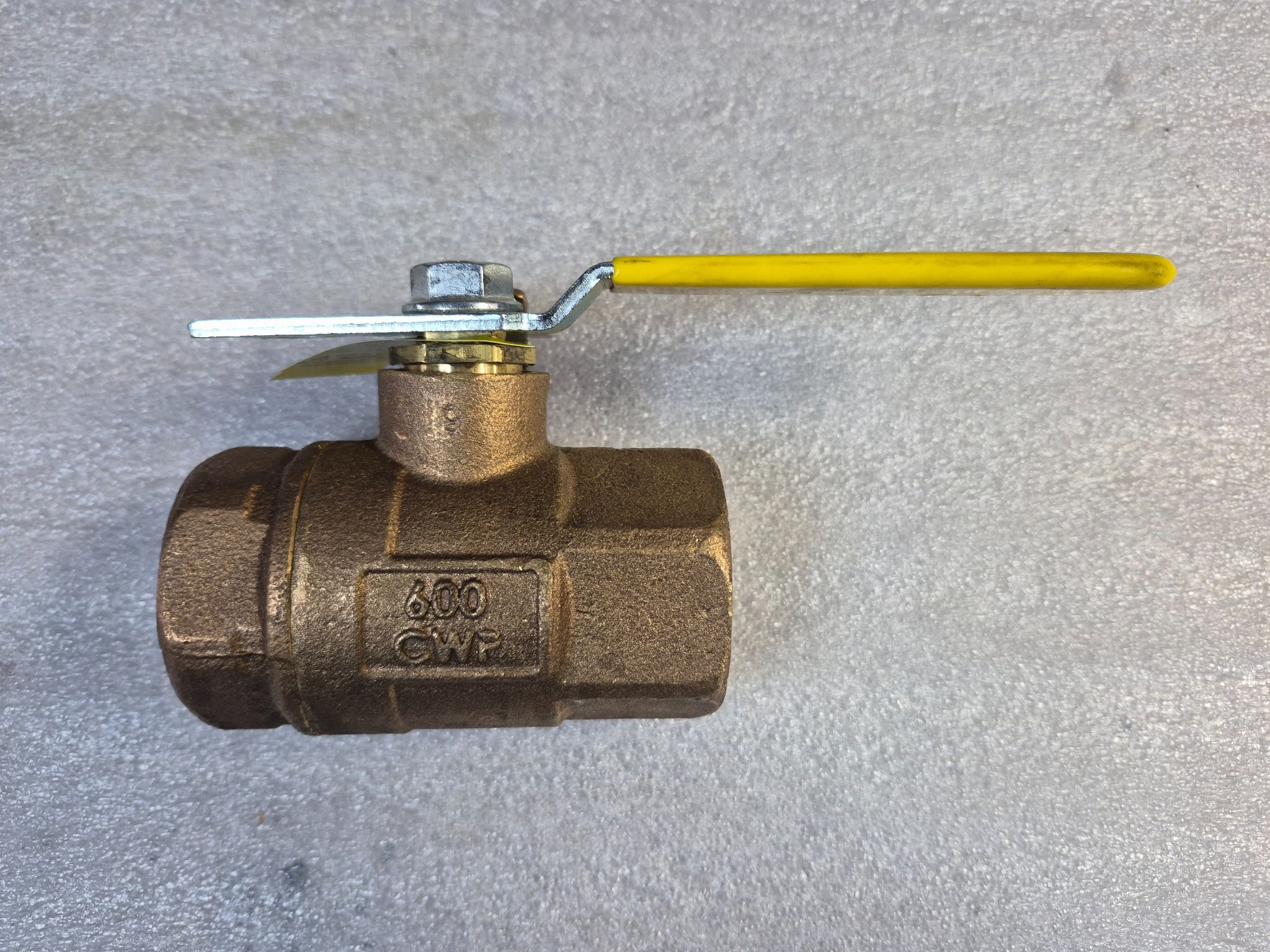 APOLLO 75‑106‑01 Bronze 1‑1/4" NPT 2‑Way Ball Valve NEW 0