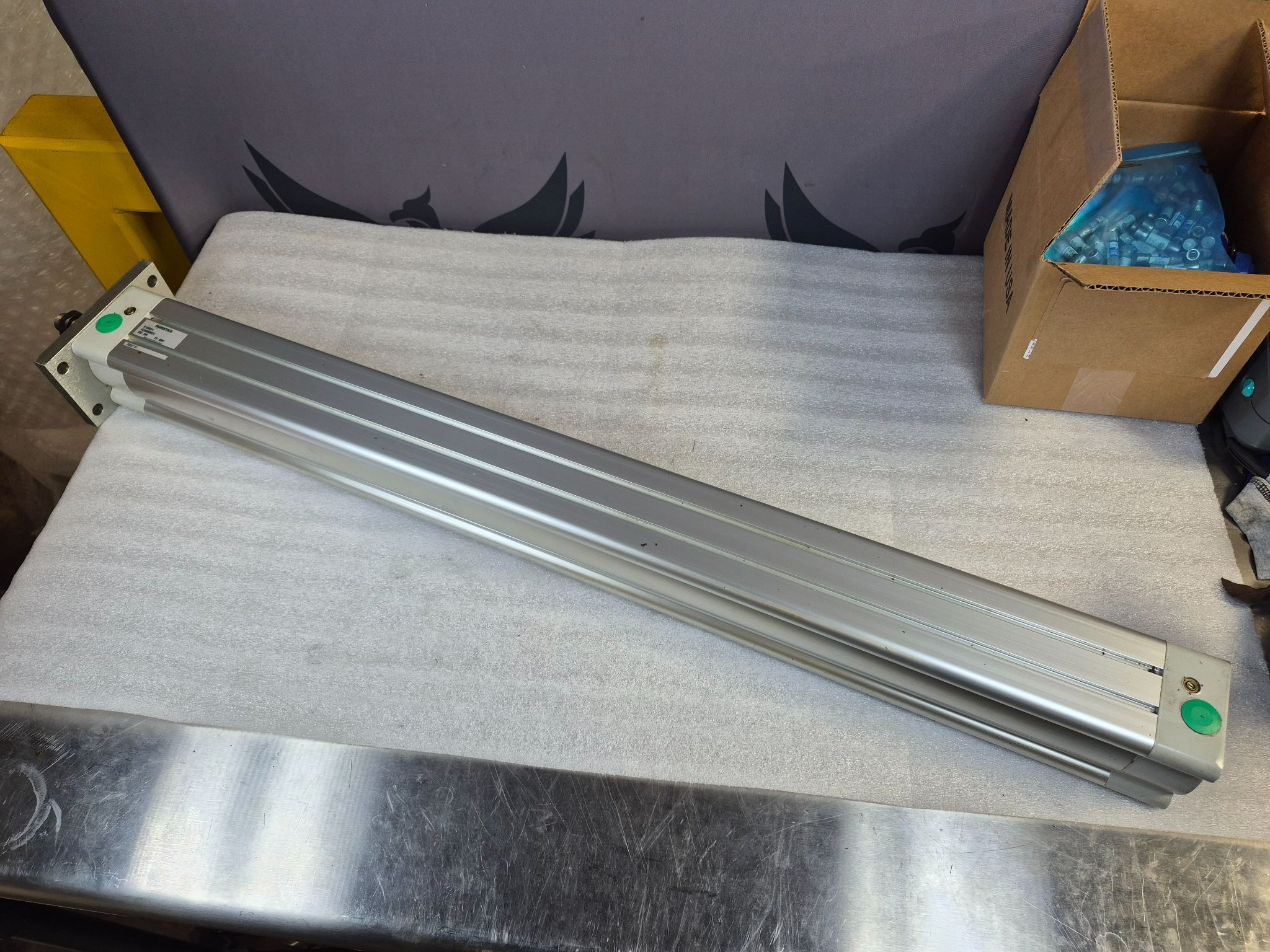 NUMATICS 452100080880CF2 Pneumatic Cylinder 80mm Bore 800mm Stroke USED 0