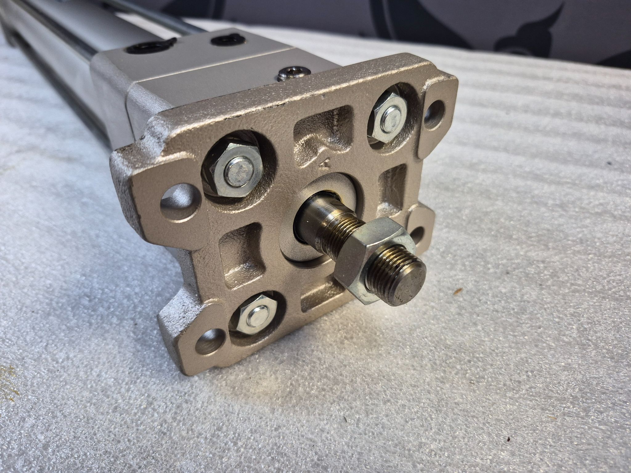 SMC CNA2F63TF‑400‑D Power Lock Cylinder 63mm Bore 400mm Stroke USED 1