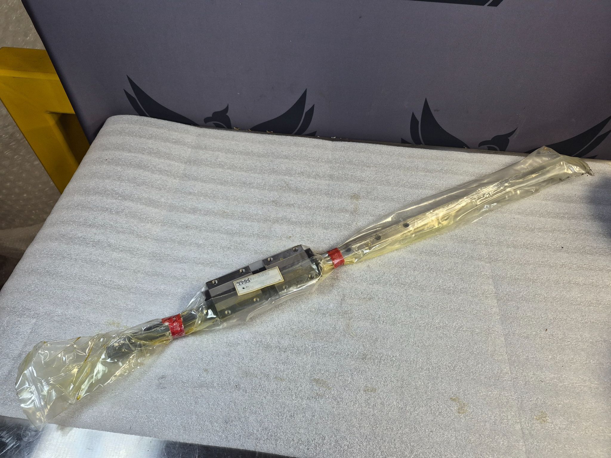 THK SHS25C2UU+850L Linear Guide Rail (850mm) NEW 0