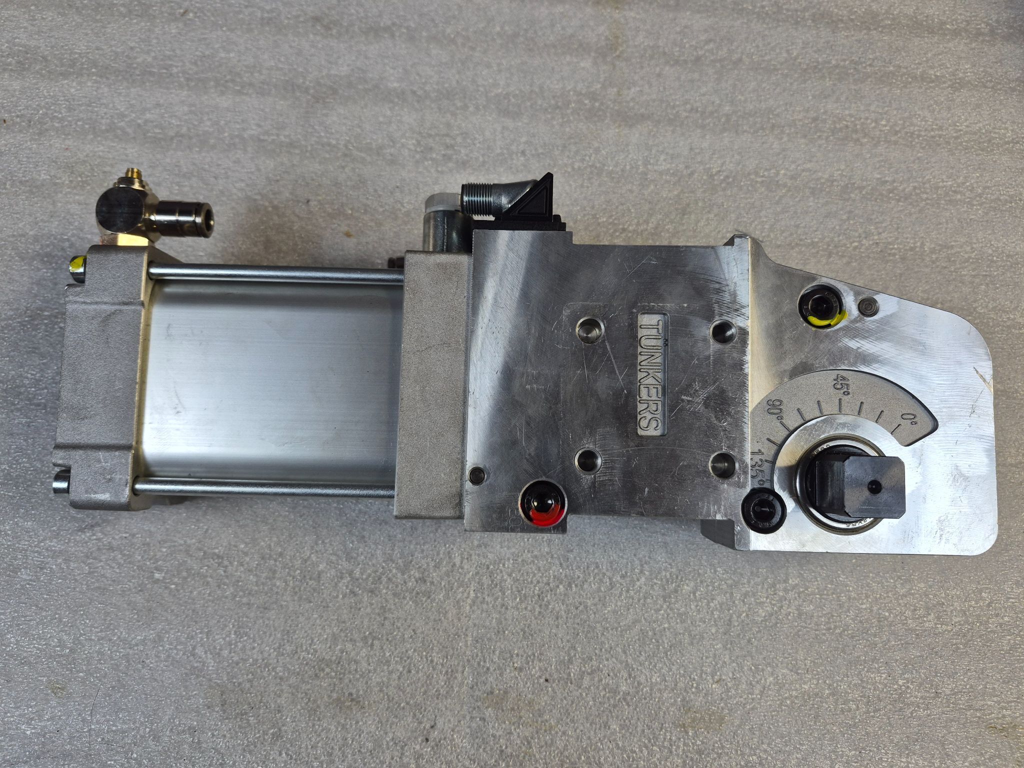 TUNKERS VU 50.1 BR2 A05 T12 5‑135° Pneumatic Clamp USED 2