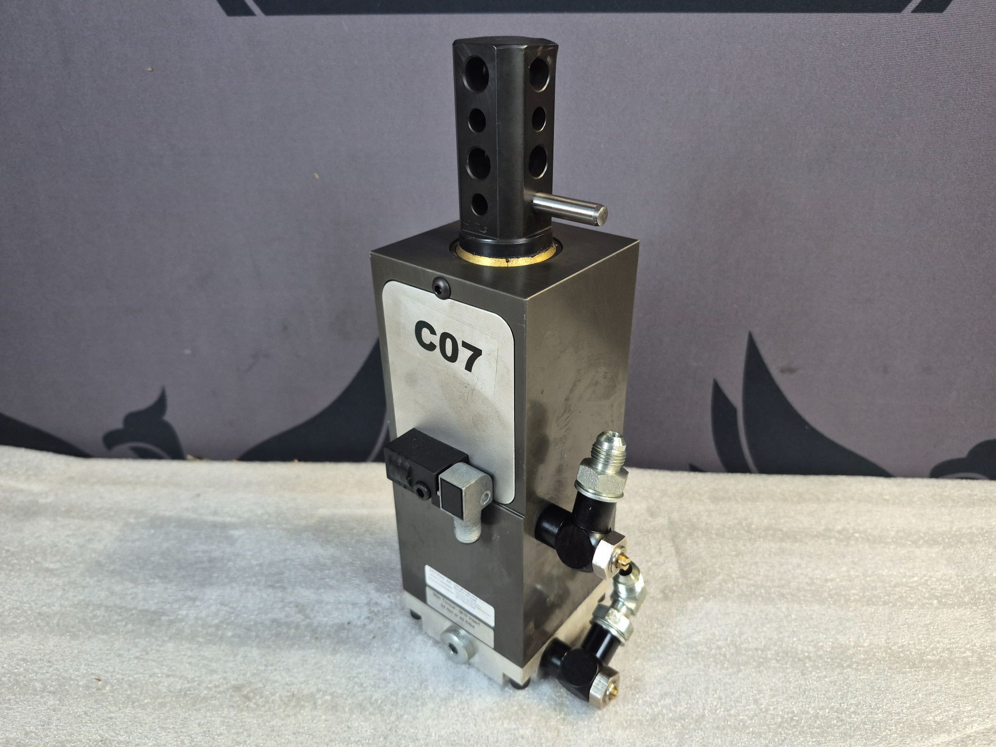 ZAYTRAN LSA‑95‑G‑50‑SEN Pneumatic Shot Pin Actuator USED 0