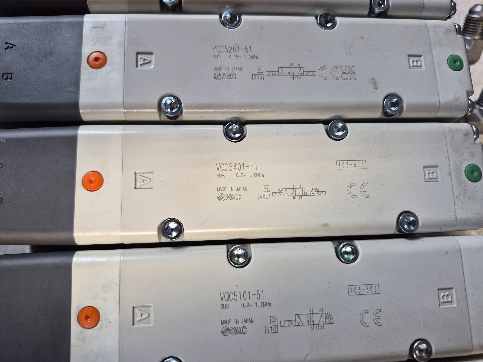 SMC VV5QC51‑0604TSKAN Pneumatic Valve Manifold IO‑Link USED 2
