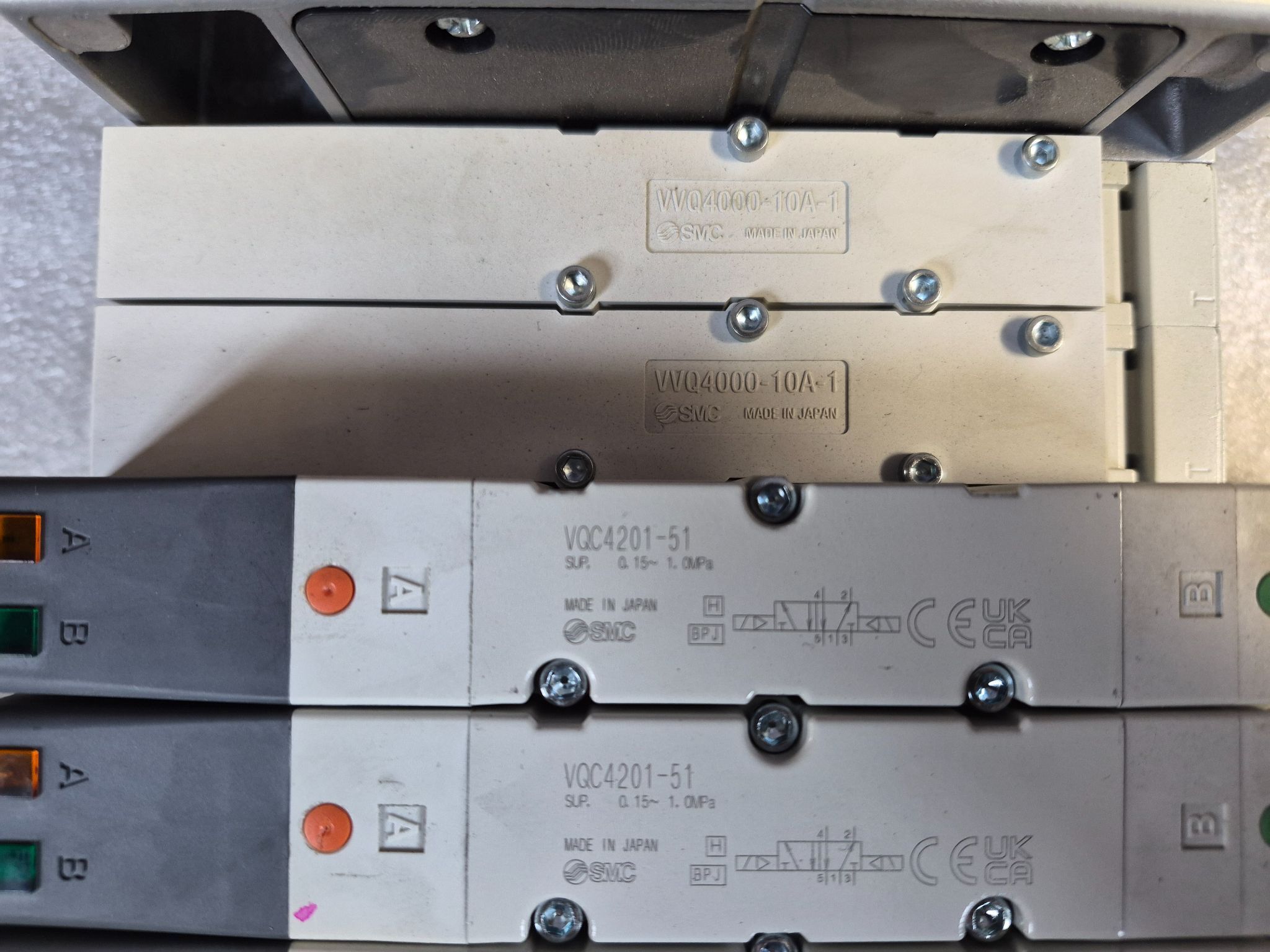 SMC VV5QC41‑0703TSKAN Pneumatic Valve Manifold IO‑Link USED 2