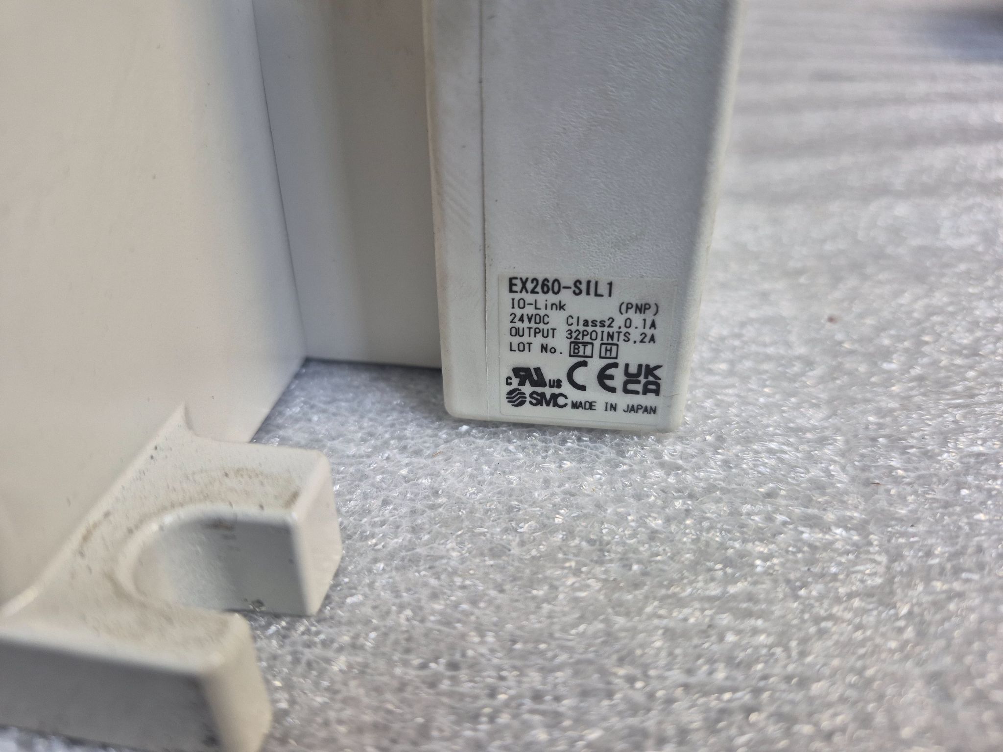 SMC VV5QC41‑1203TSKAN Pneumatic Valve Manifold IO‑Link USED 5