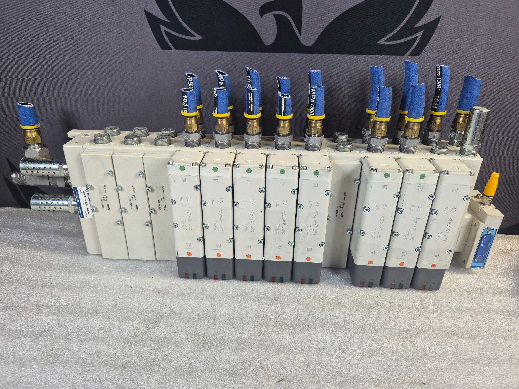 SMC VV5QC51‑1204TSKAN Pneumatic Valve Manifold IO‑Link USED 0