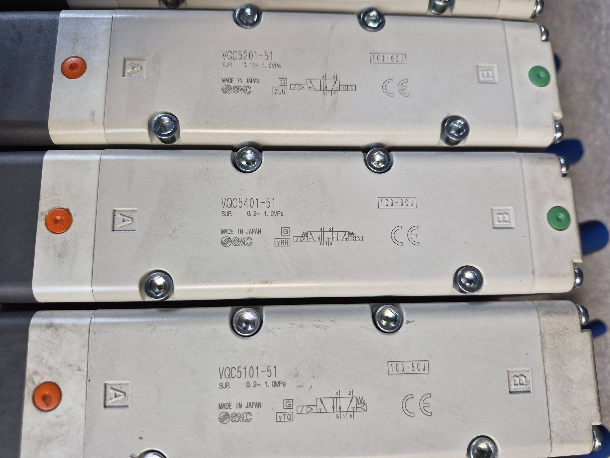 SMC VV5QC51‑1204TSKAN Pneumatic Valve Manifold IO‑Link USED 2