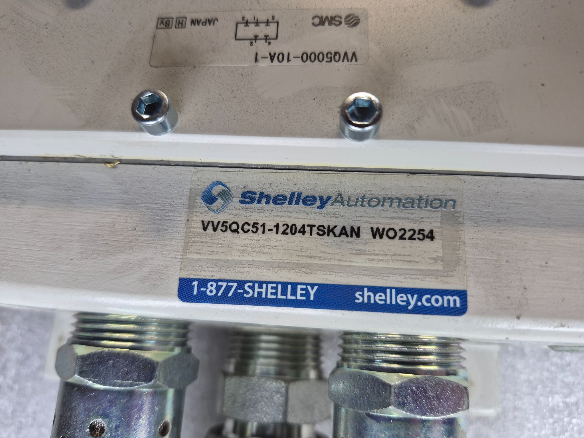 SMC VV5QC51‑1204TSKAN Pneumatic Valve Manifold IO‑Link USED 3