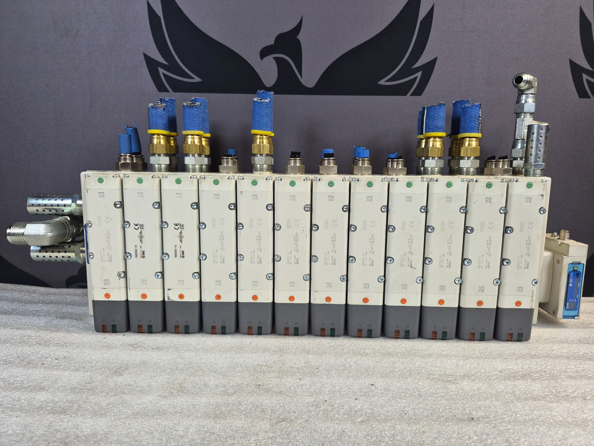SMC VV5QC51‑1204TSKAN Pneumatic Valve Manifold IO‑Link USED 0