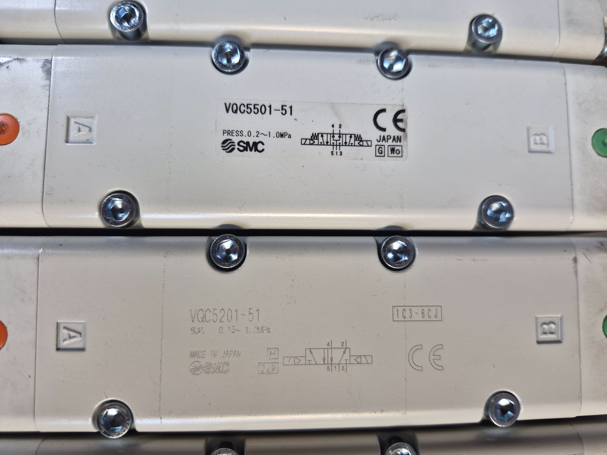 SMC VV5QC51‑1204TSKAN Pneumatic Valve Manifold IO‑Link USED 2