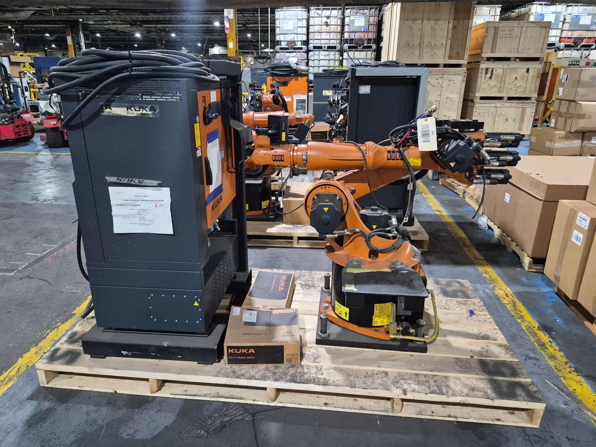 KUKA KR 16 L6-2 Robot Complete w/ KR C4 NA Controls NEW (Missing Pendant) 0