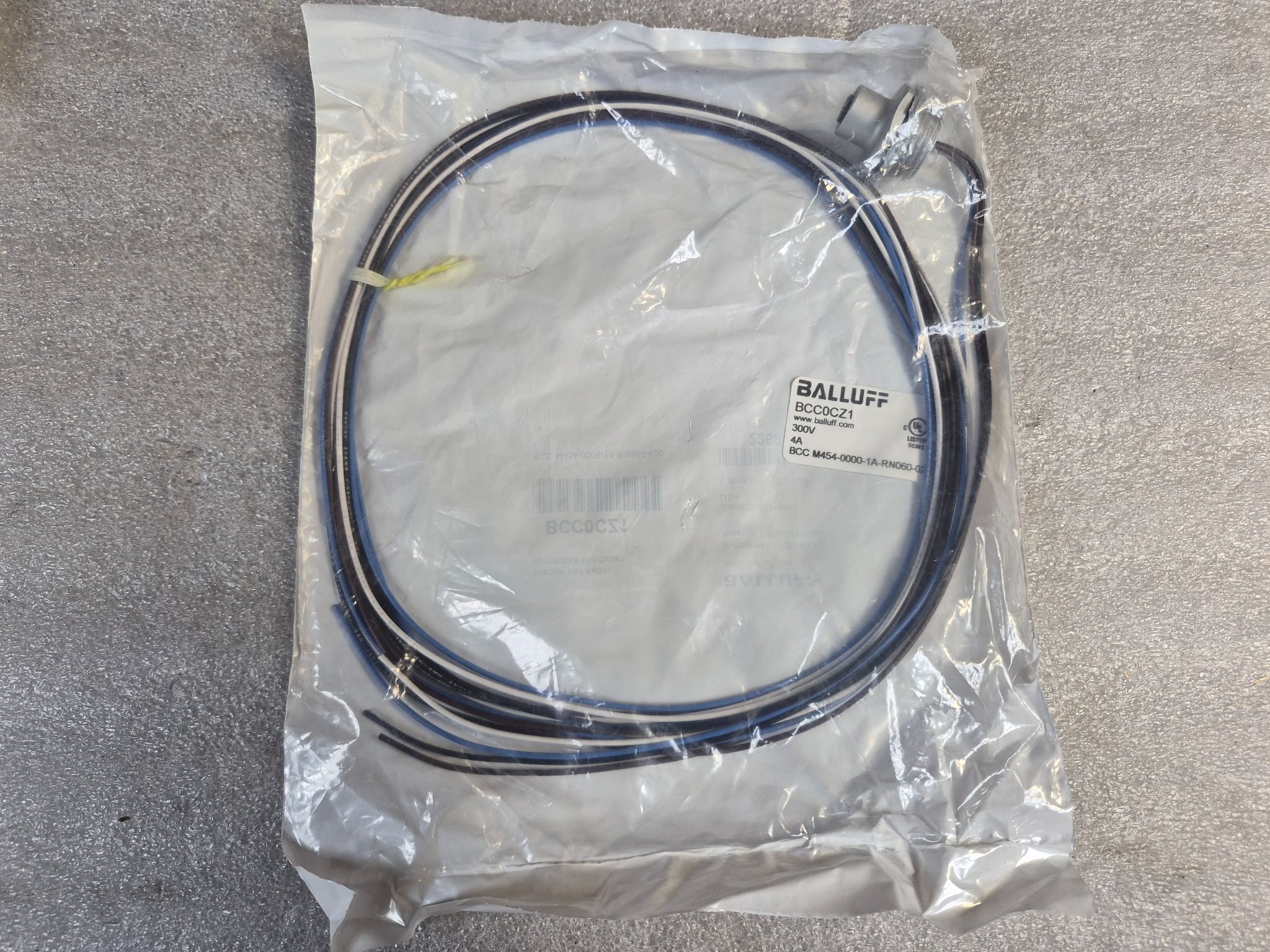 BALLUFF BCC M454‑0000‑1A‑RN060‑020 M12x1 Female 4-Pin Receptacle Cable BCC0CZ1 (2m) NEW 0
