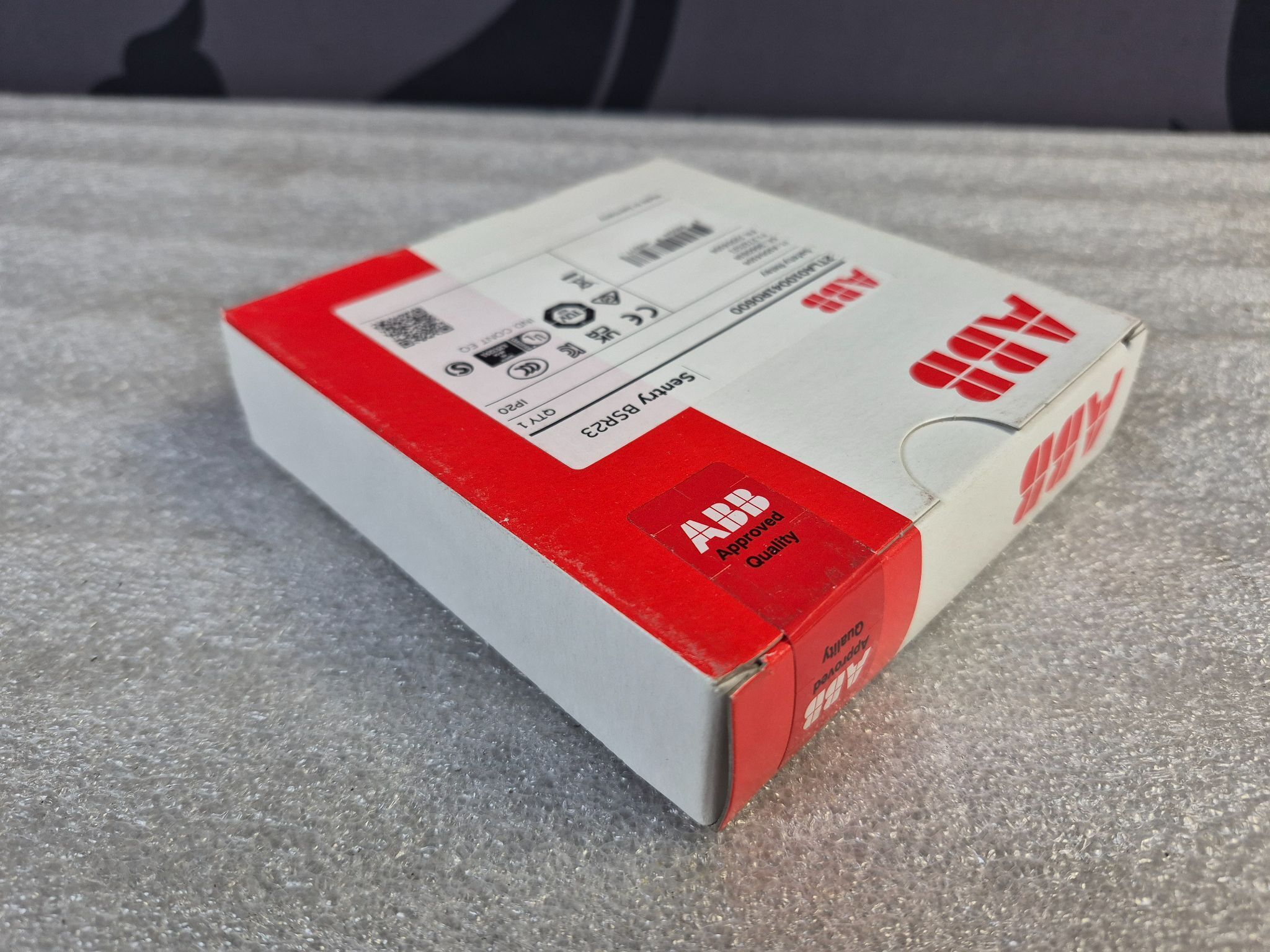 ABB 2TLA010041R0600 Sentry BSR23 Safety Relay NEW 1