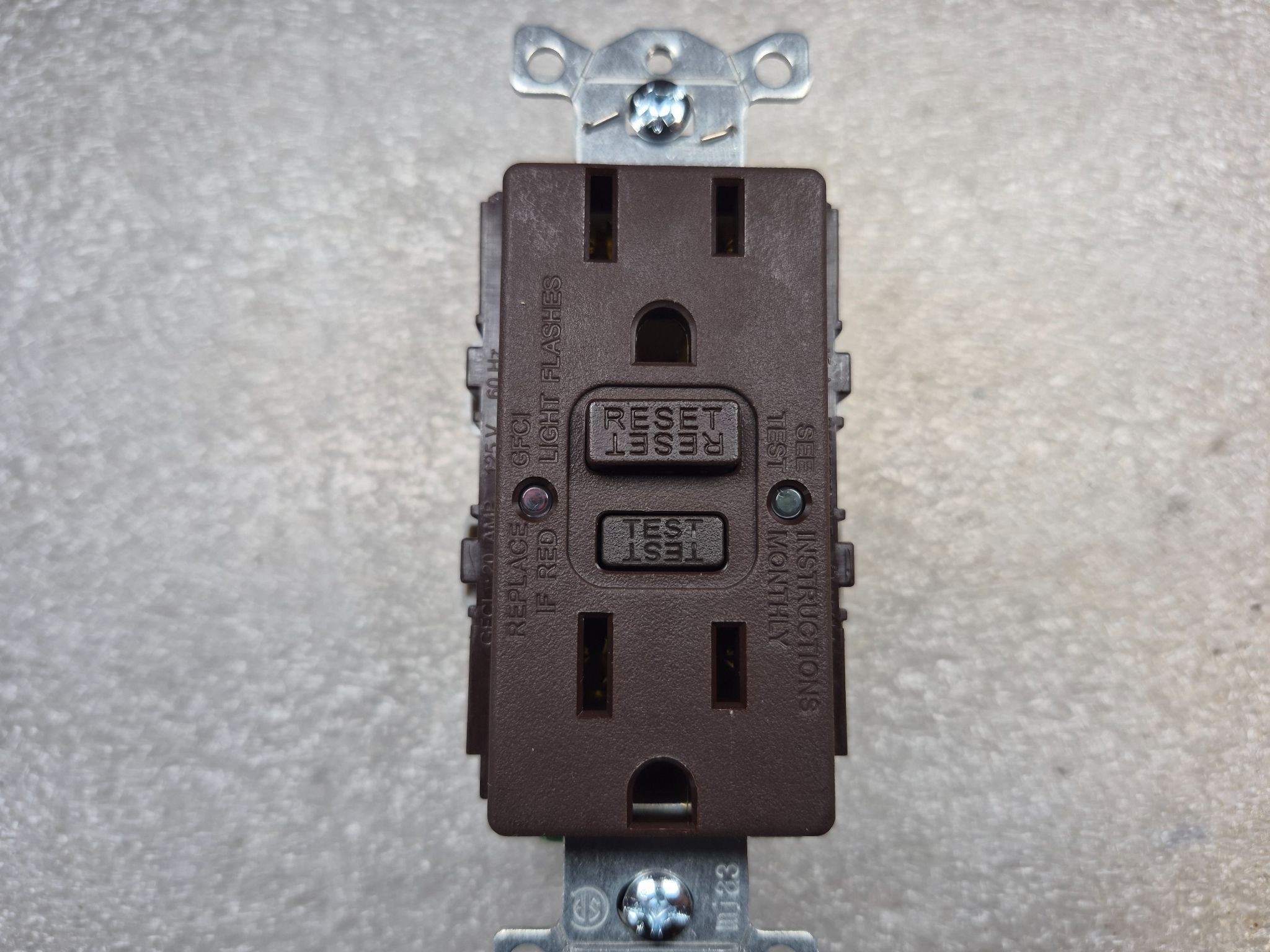 HUBBELL GFRST15 GFCI Receptacle 15A 125V NEW 2