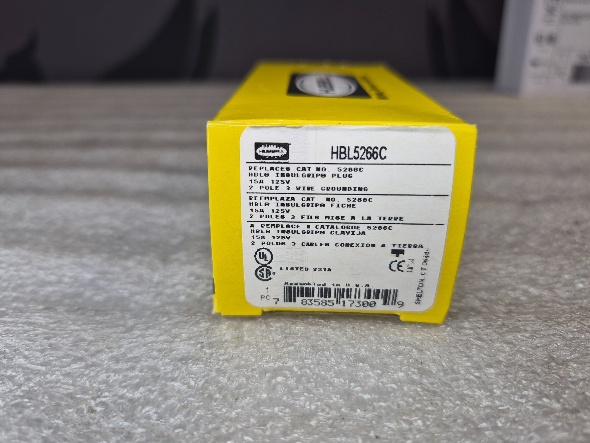 HUBBELL HBL5266C Straight Blade Plug 15A 125V NEW 0