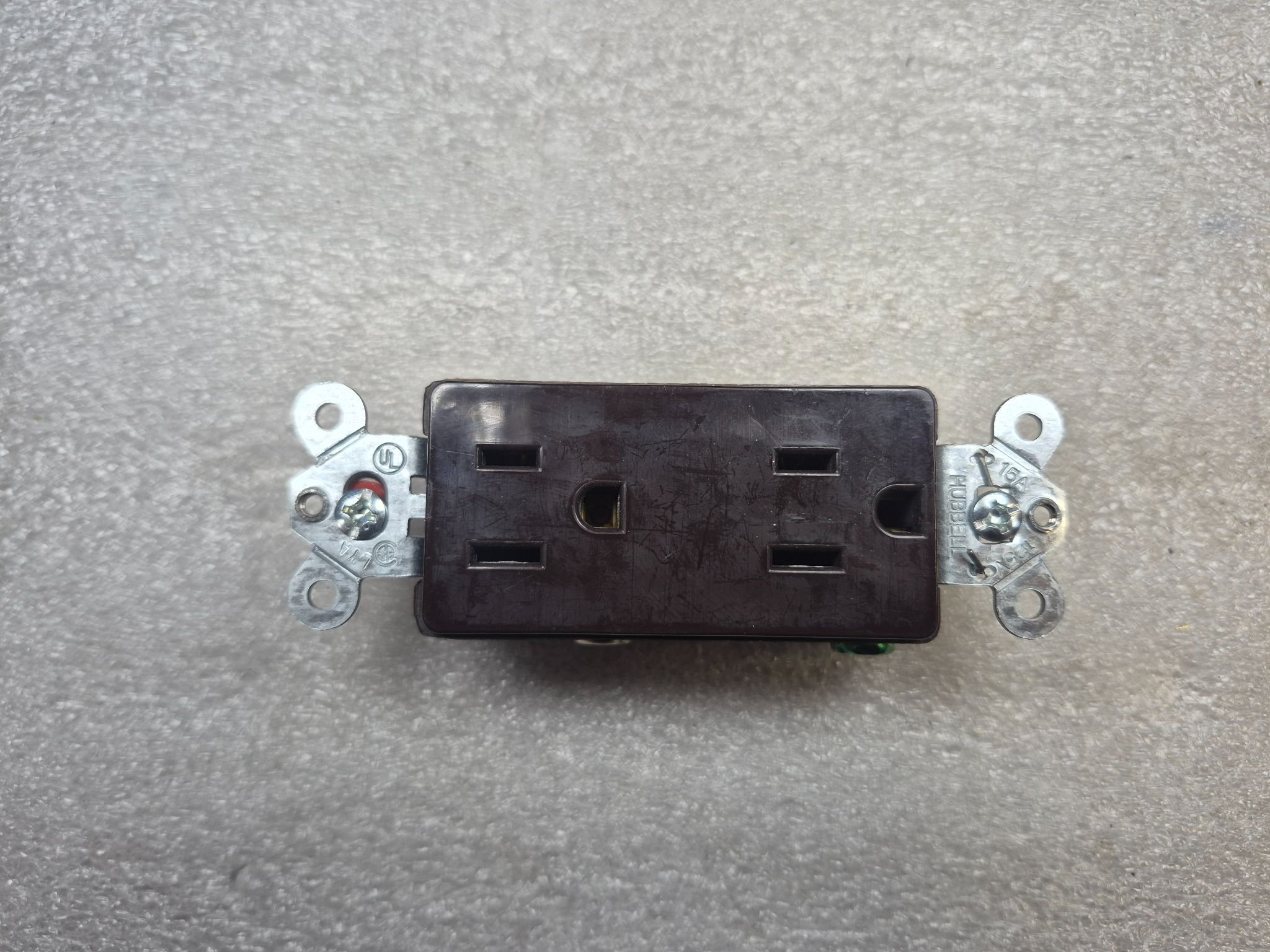HUBBELL HBL2152 Duplex Receptacle 15A 125V NEW 3