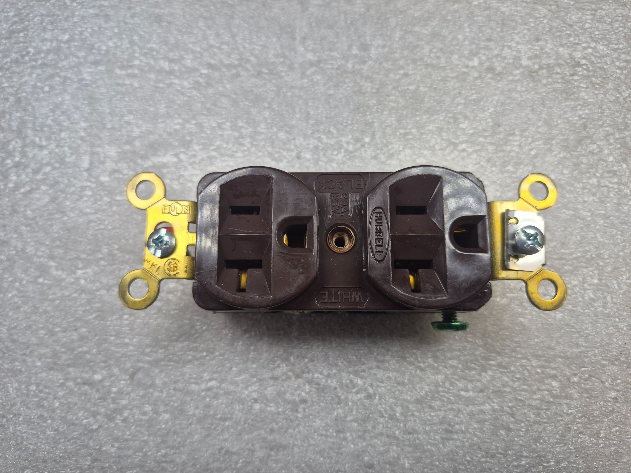 HUBBELL HBL5352 Duplex Receptacle 20A 125V NEW 3