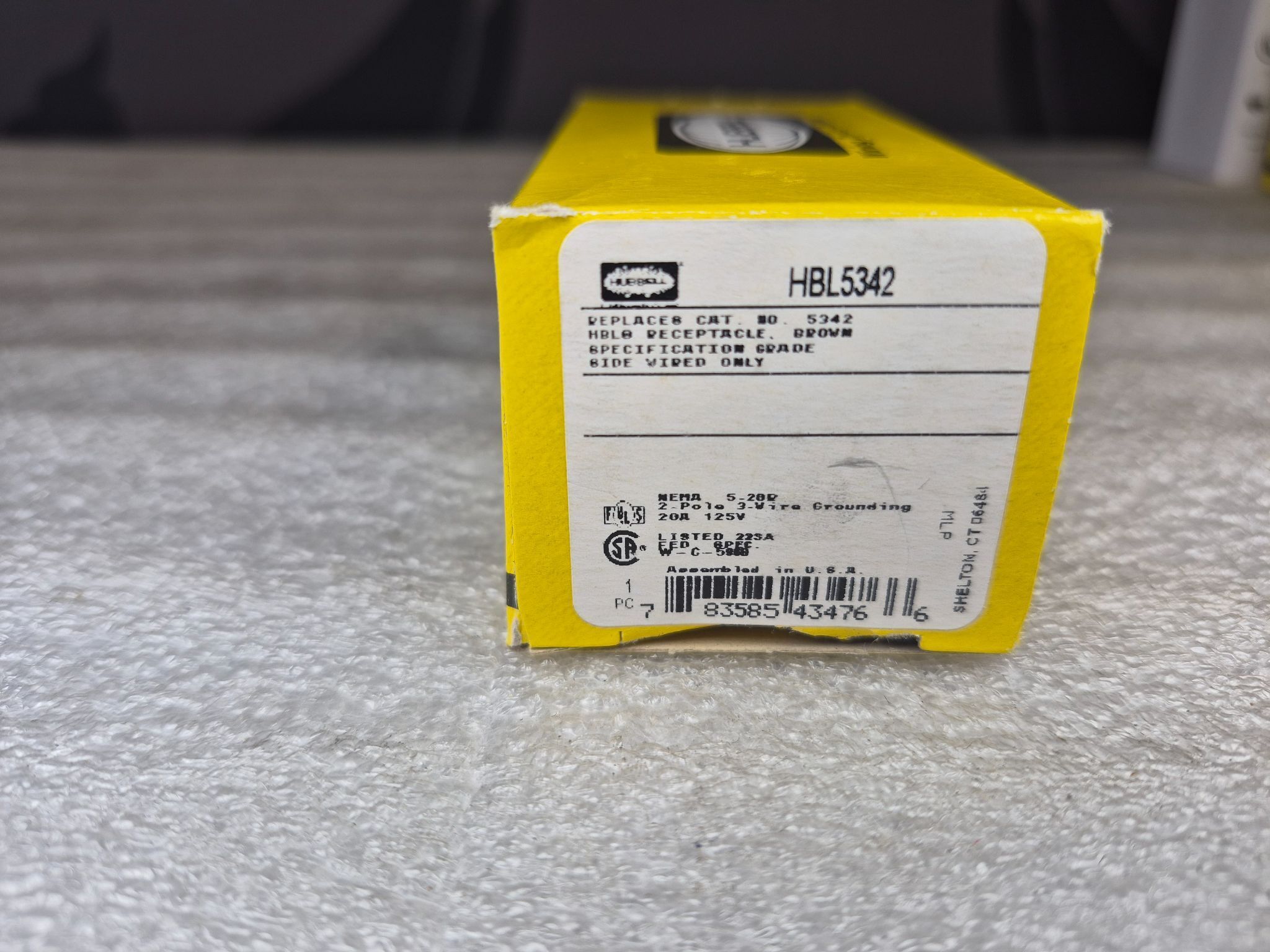 HUBBELL HBL5342 Duplex Receptacle 20A 125V NEW 0