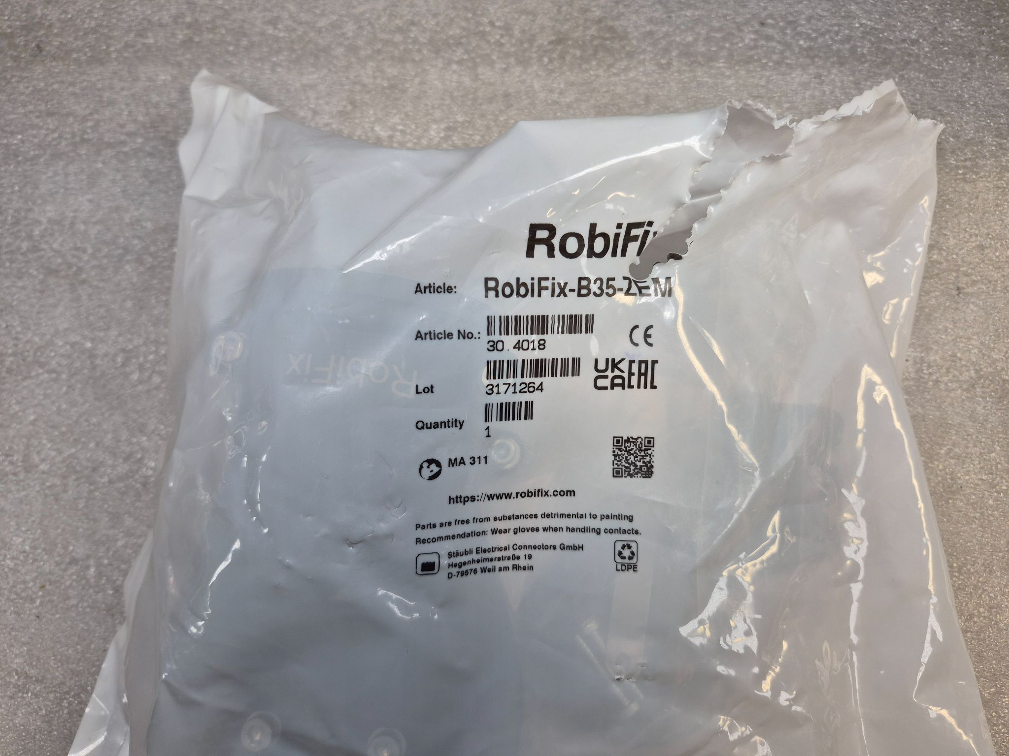 STAUBLI RobiFix‑B35‑ZEM Flat Primary Circuit Connector NEW 2