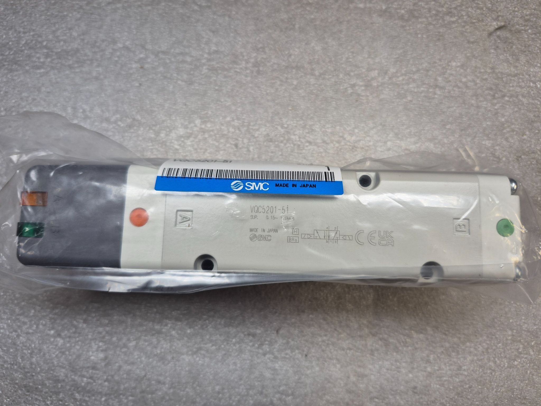 SMC VQC5201‑51 Solenoid Valve NEW 1