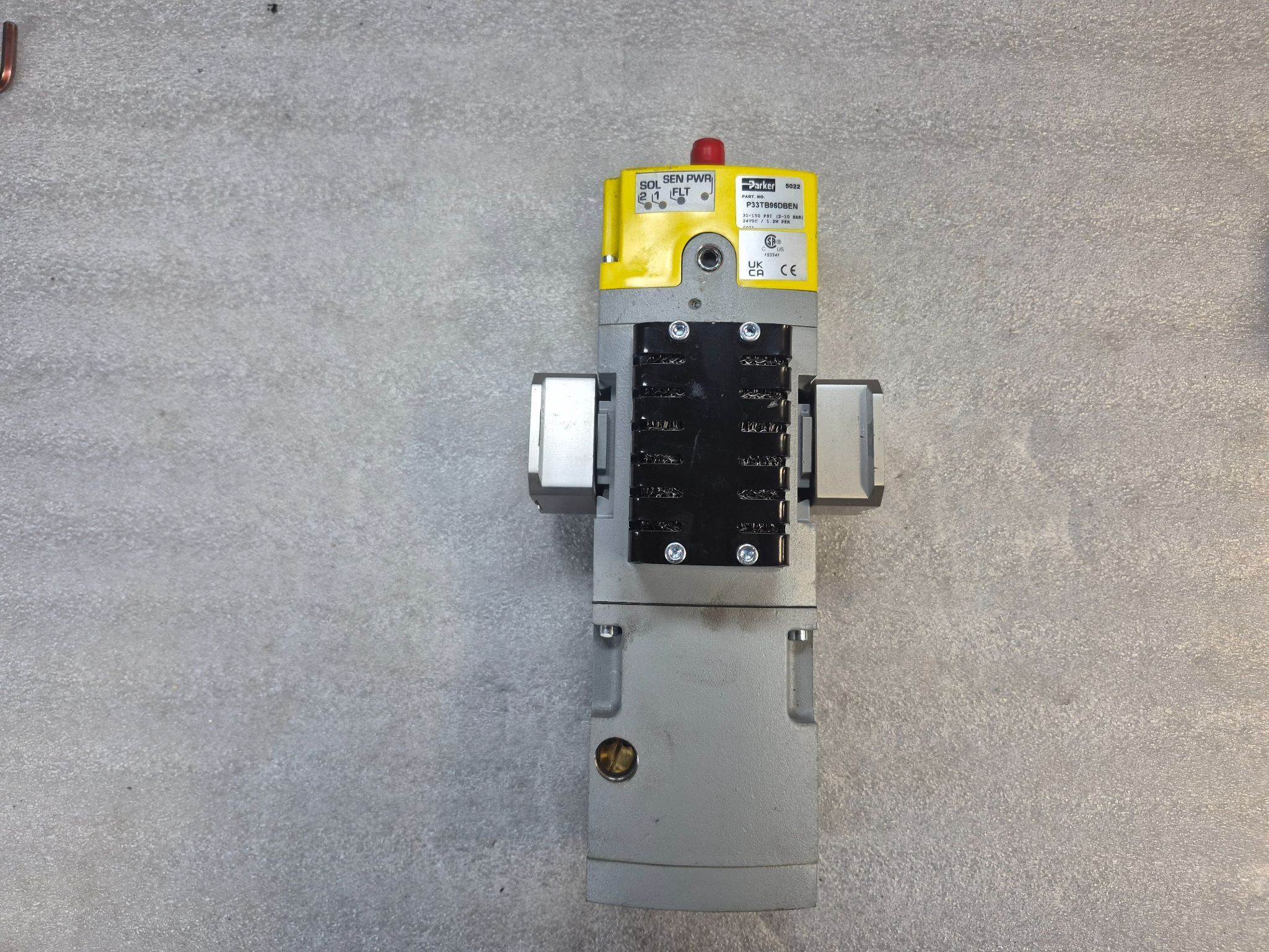 PARKER P33TB96DBEN Pneumatic Safety Exhaust Valve 24VDC 30-150 PSI USED 0