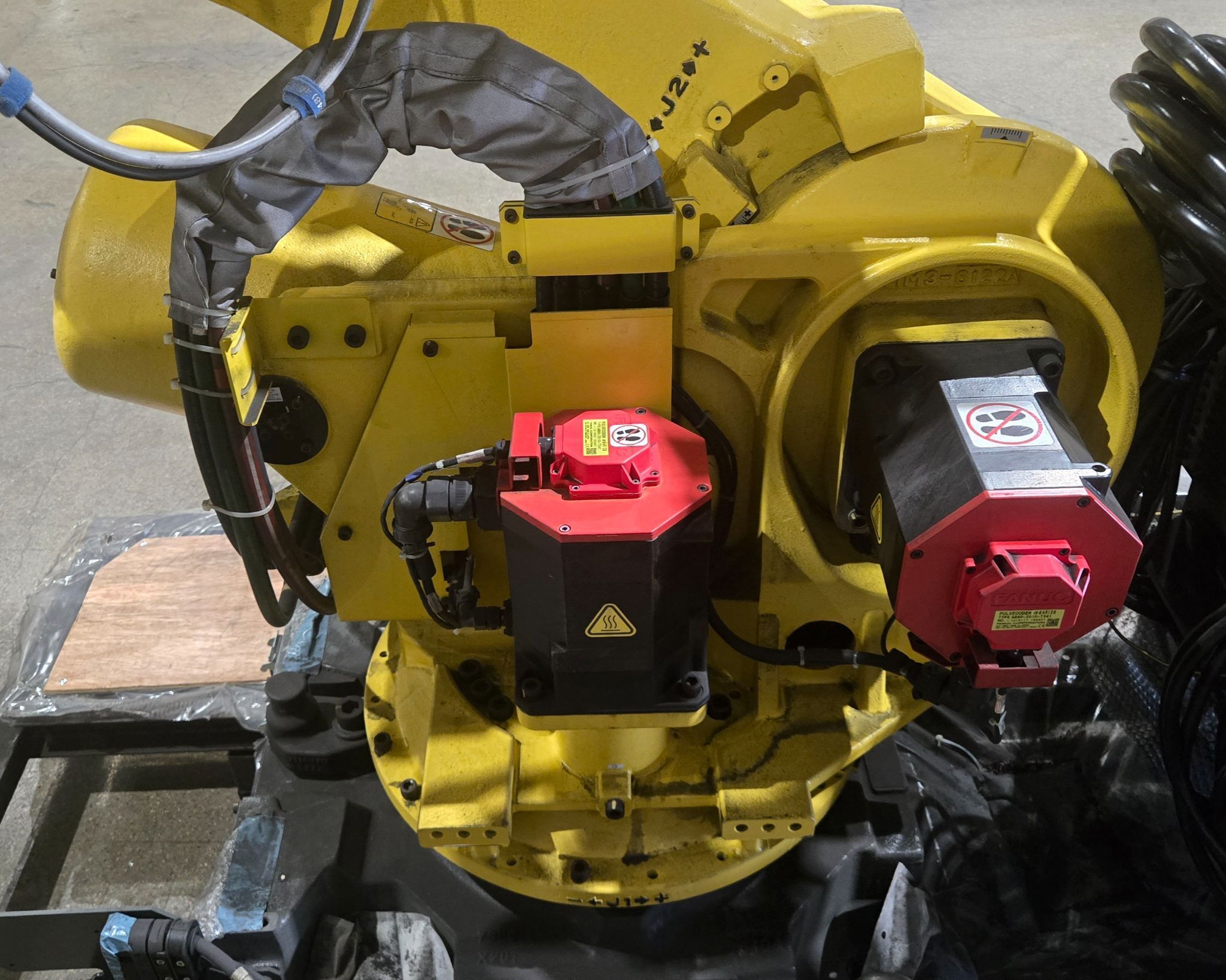FANUC R-2000iB/210F Robot with R-30iB Controller NEW 6